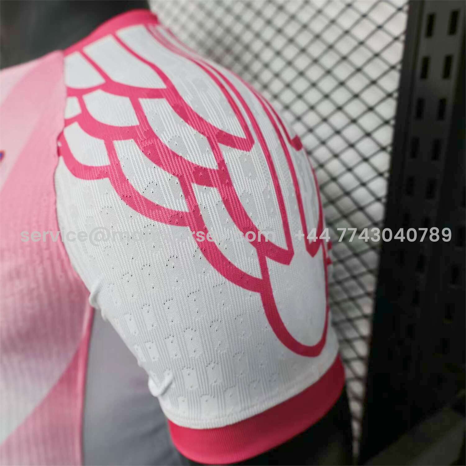 ManixJersey.com | Barcelona 25-26 Red and White Diagonal Gradient Special Jersey - Player Version -Customize Name, Number and Patch | Worldwide Shipping