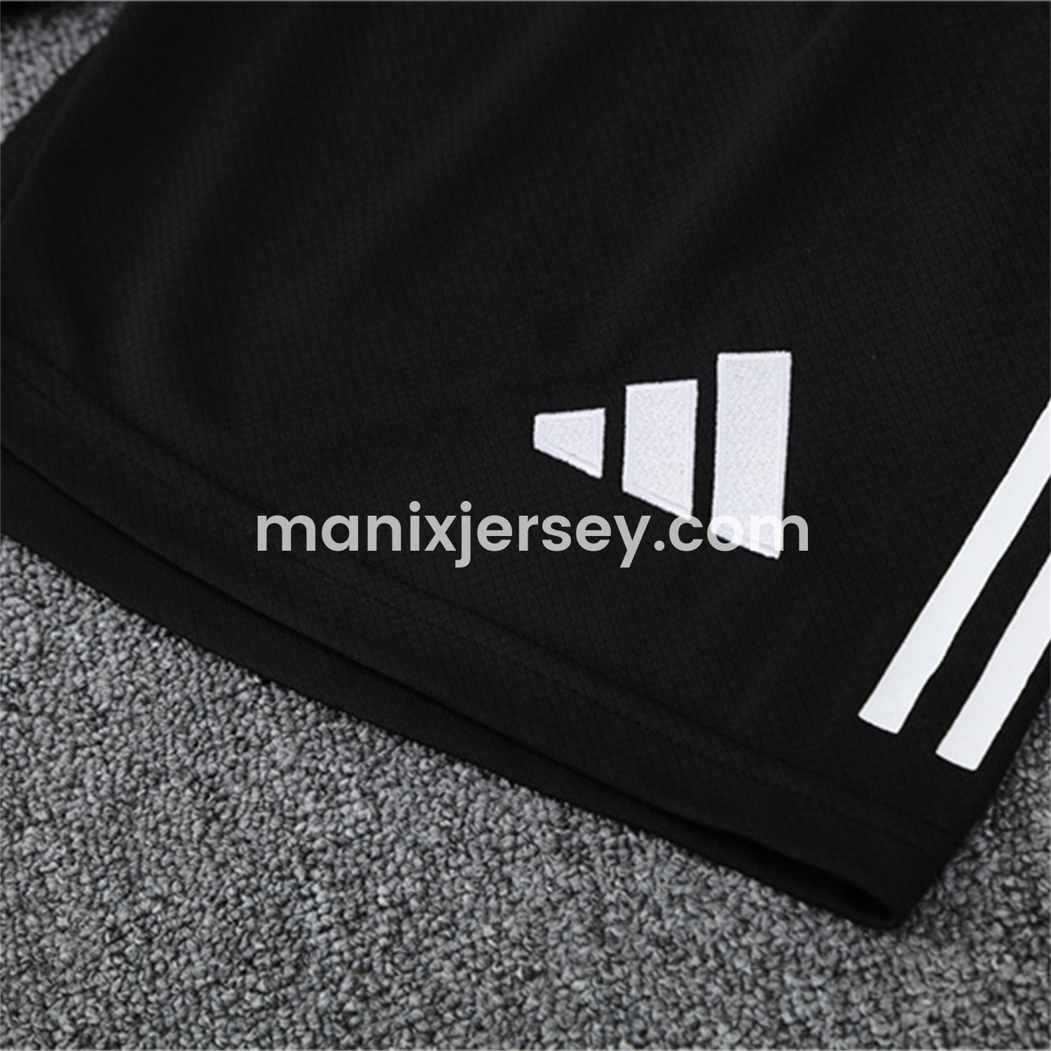 ManixJersey.com | Real Madrid 24-25 Short-Sleeve Kids Training Set - White with Purple -Customize Name, Number and Patch | Worldwide Shipping