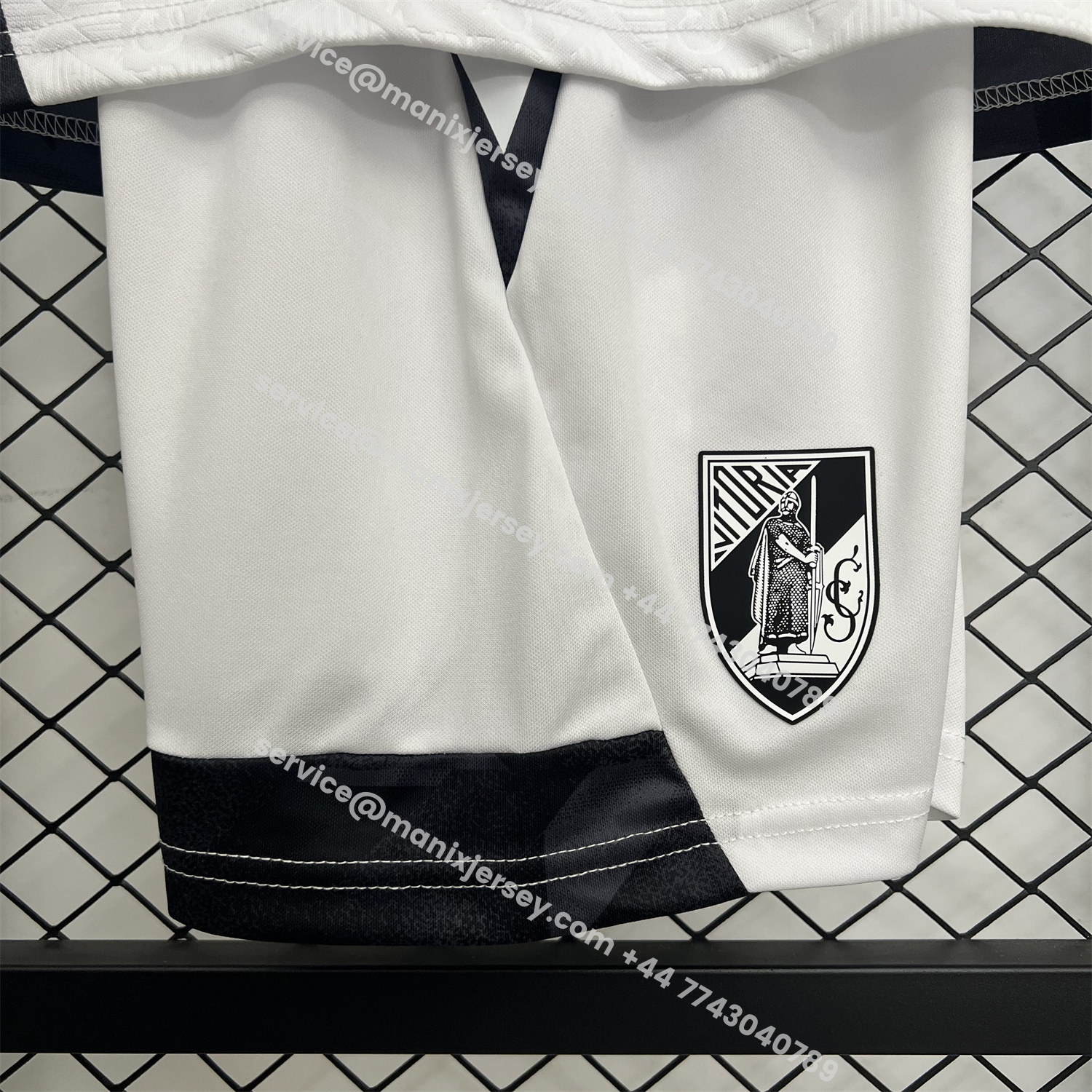 ManixJersey.com | Guimarães 25-26 Home Kids Kit -Customize Name, Number and Patch | Worldwide Shipping