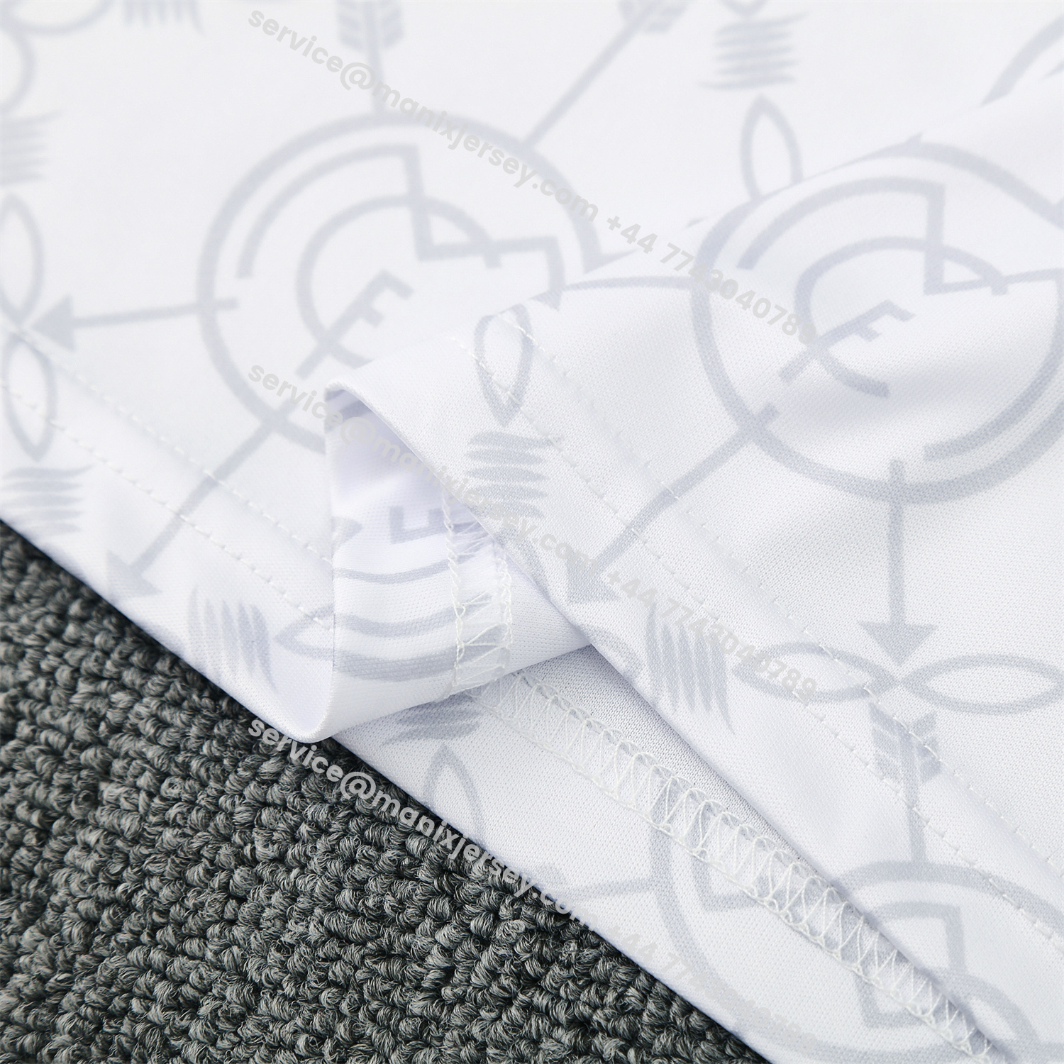 ManixJersey.com | Real Madrid 25-26 Vest Training Set - Blue Edge White Vest & Black Shorts -Customize Name, Number and Patch | Worldwide Shipping