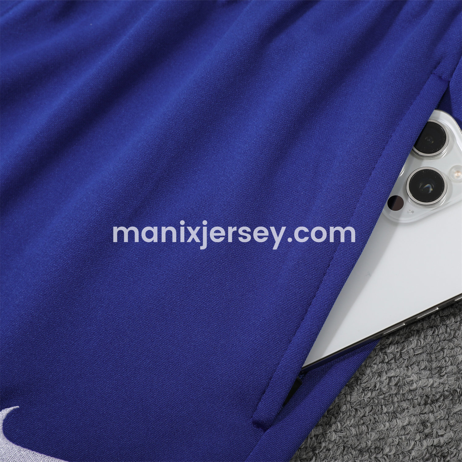 ManixJersey.com | France 25-26 POLO Short-Sleeve Training Set - White Top and Blue Pants -Customize Name, Number and Patch | Worldwide Shipping