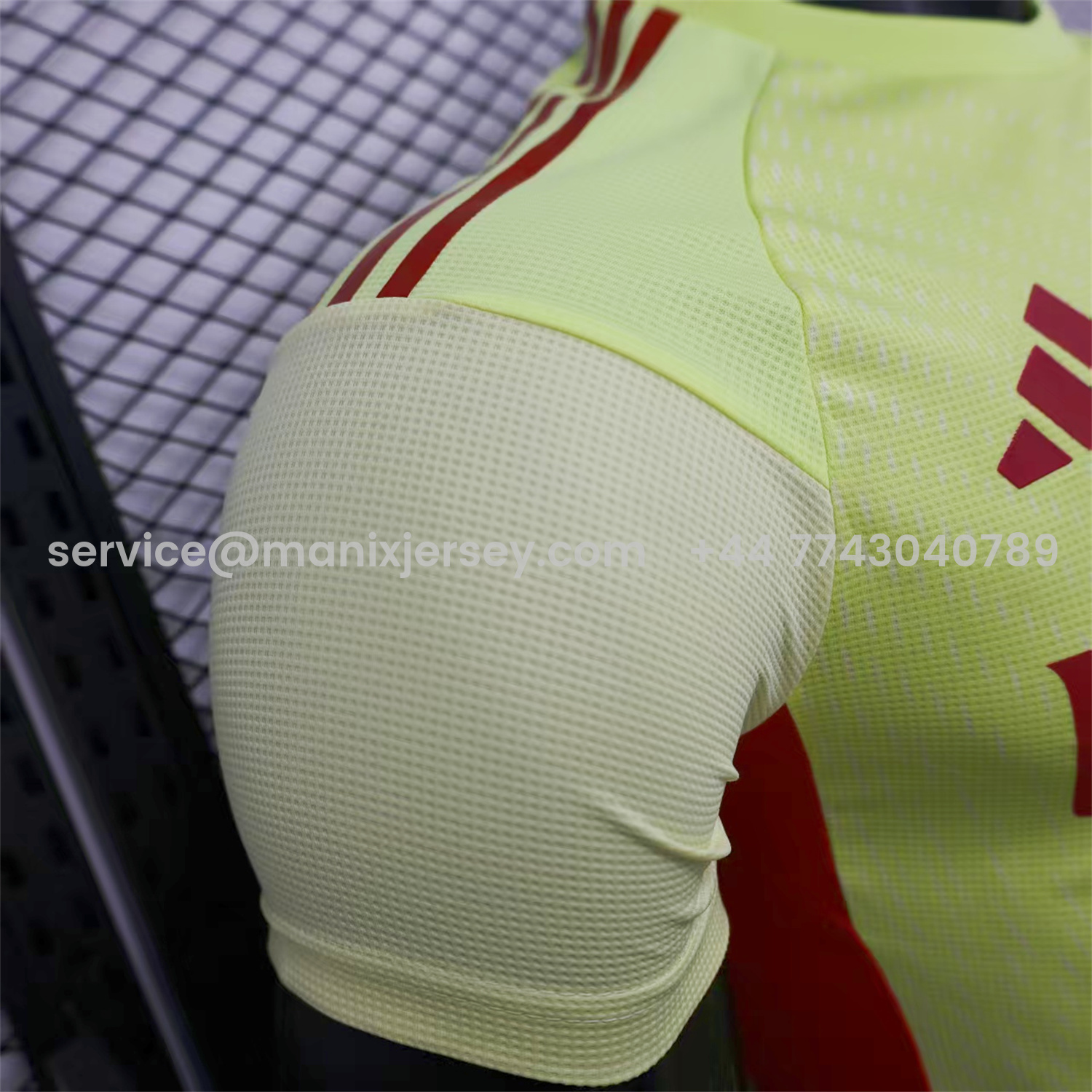 ManixJersey.com | Arsenal 25-26 Light Yellow Goalkeeper Jersey - Player Version -Customize Name, Number and Patch | Worldwide Shipping
