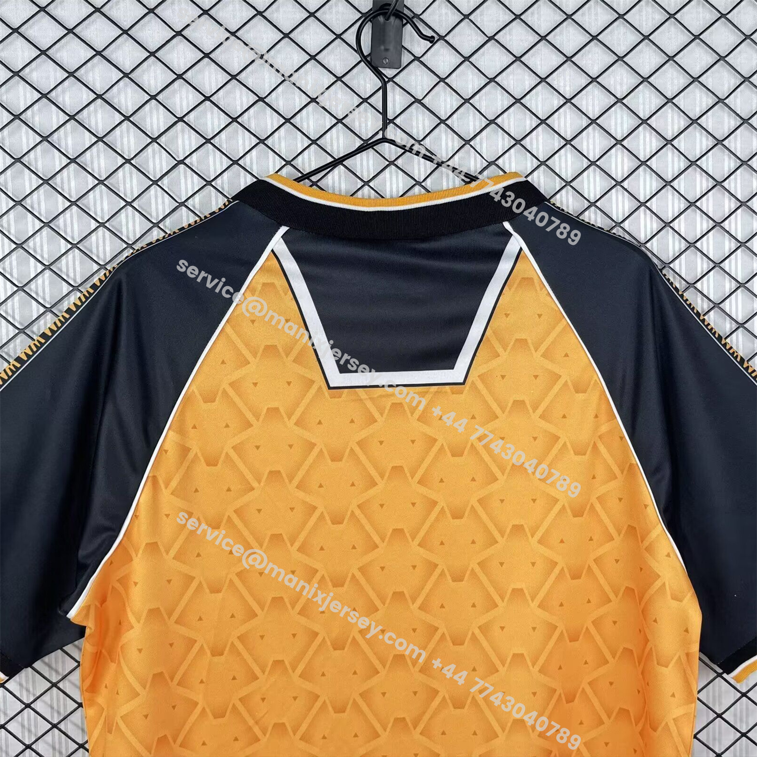 ManixJersey.com | Retro Wolverhampton Wanderers Wolves 1996-98 Home Jersey -Customize Name, Number and Patch | Worldwide Shipping