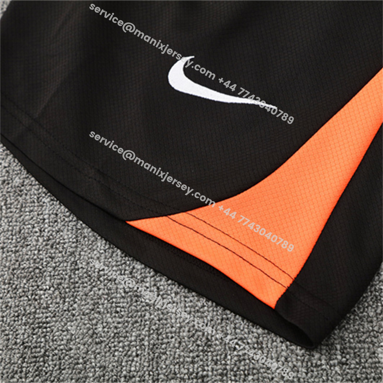 ManixJersey.com | Brazil 25-26 Short-Sleeve Training Set - Black Top & Black Shorts -Customize Name, Number and Patch | Worldwide Shipping