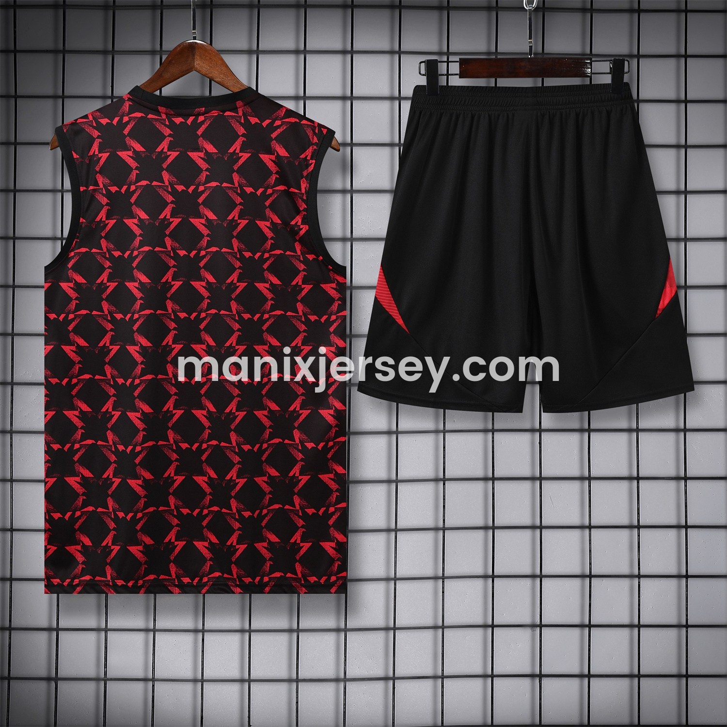 ManixJersey.com | Manchester United 25-26 Pre-Match Vest Training Set - Red Top & Black Shorts -Customize Name, Number and Patch | Worldwide Shipping