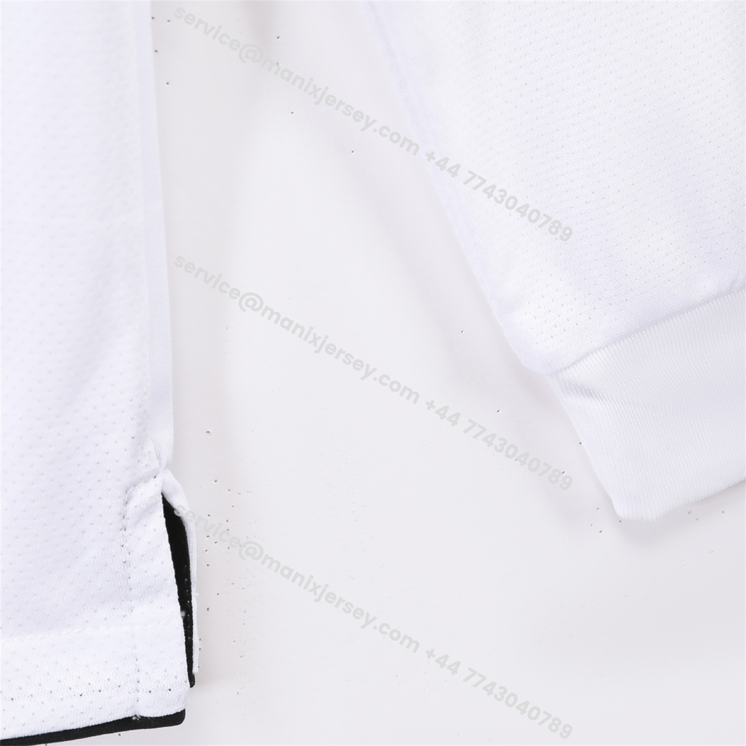 ManixJersey.com | Retro Manchester United 10-11 Away Long Sleeves Jersey - Champions League Final Version -Customize Name, Number and Patch | Worldwide Shipping