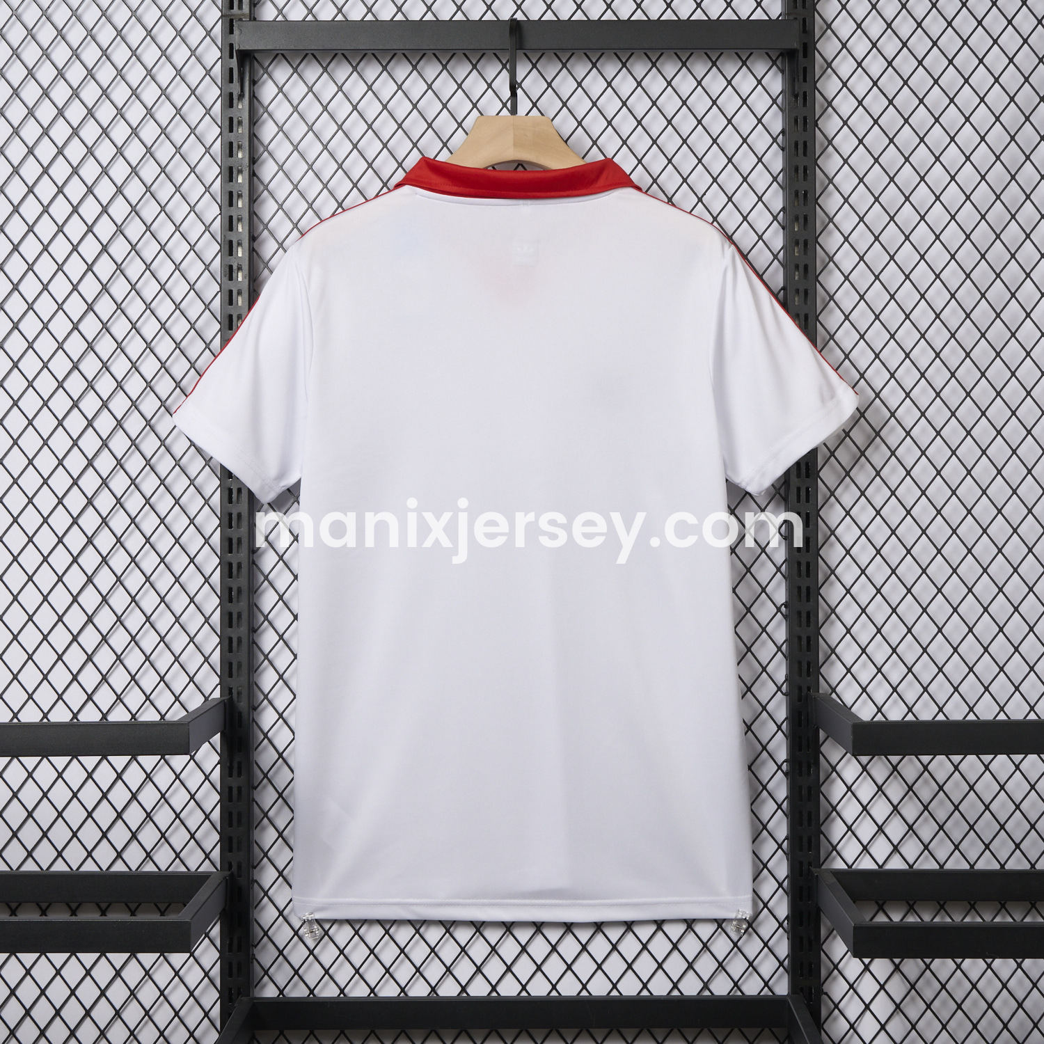 ManixJersey.com | Retro Hamburger SV 1980-81 Home Jersey -Customize Name, Number and Patch | Worldwide Shipping