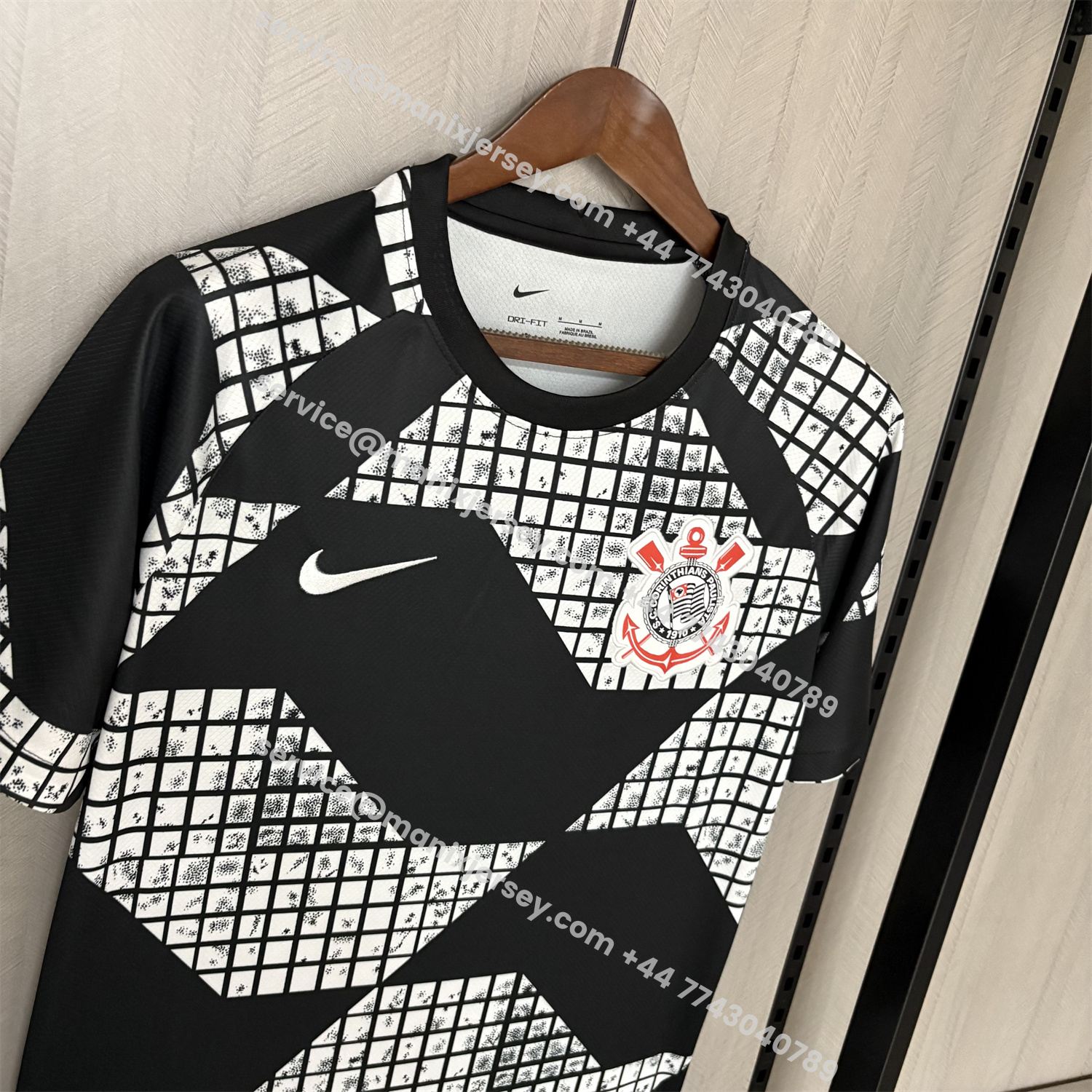 ManixJersey.com | Corinthians 2025-26 White And Black Pre-Match Jersey - Fans Version -Customize Name, Number and Patch | Worldwide Shipping