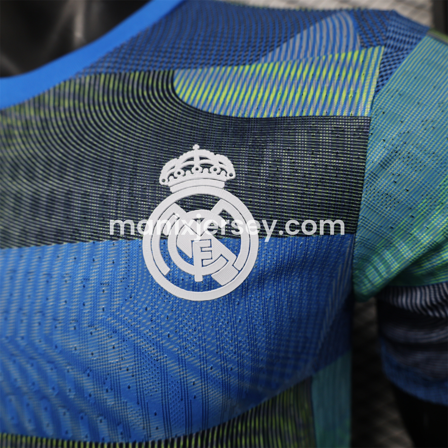 ManixJersey.com | Real Madrid 25-26 Blue Pre-Match Traning Jersey - Player Version -Customize Name, Number and Patch | Worldwide Shipping