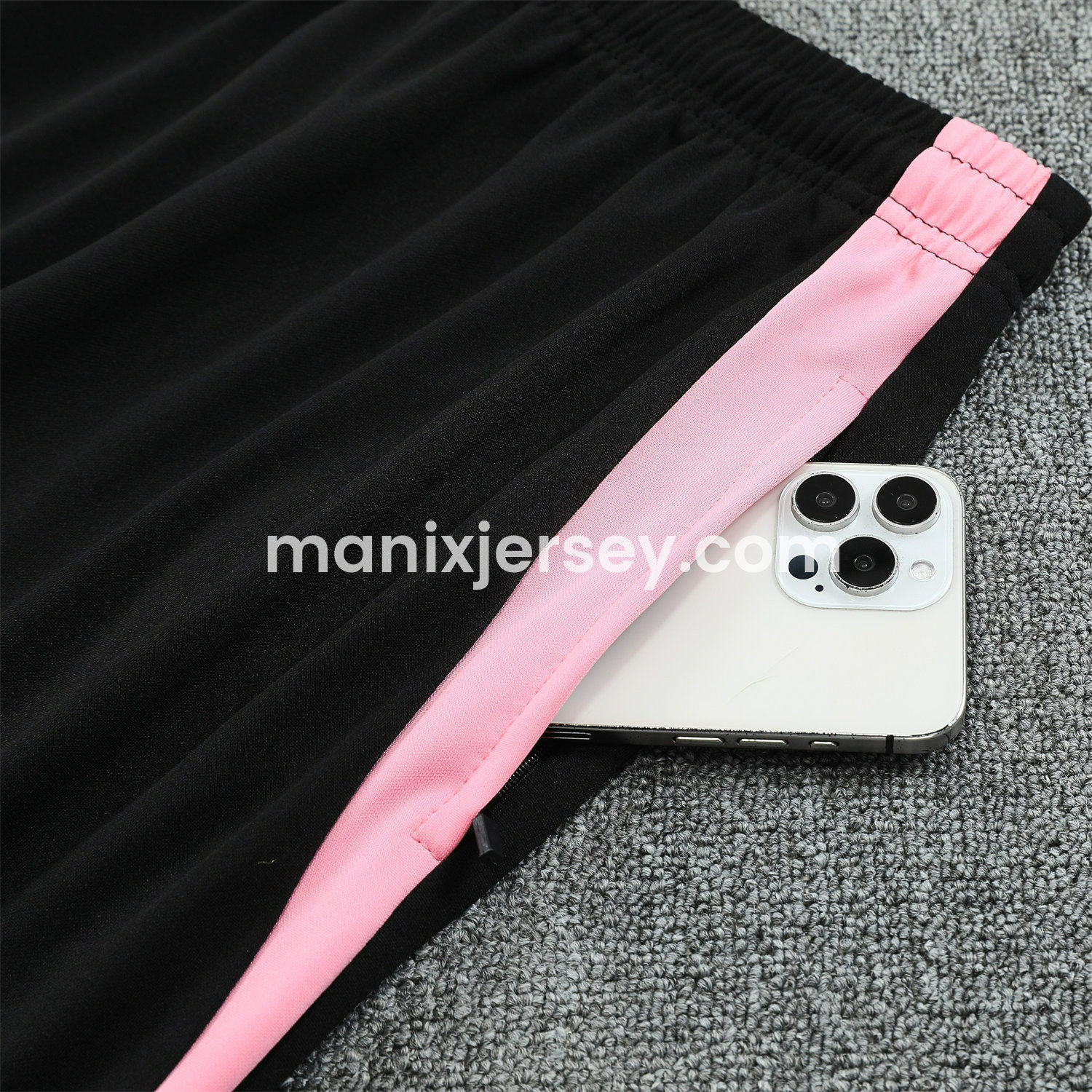 ManixJersey.com | INT M.A.M 25-26 POLO Short-Sleeve Training Set - Pink Top and Black Pants -Customize Name, Number and Patch | Worldwide Shipping