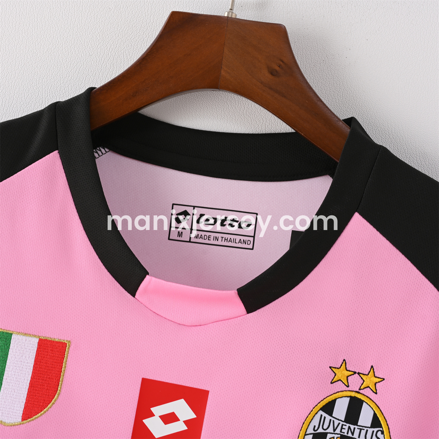 ManixJersey.com | Retro Juventus 2002-03 Pink Goalkeeper Jersey -Customize Name, Number and Patch | Worldwide Shipping