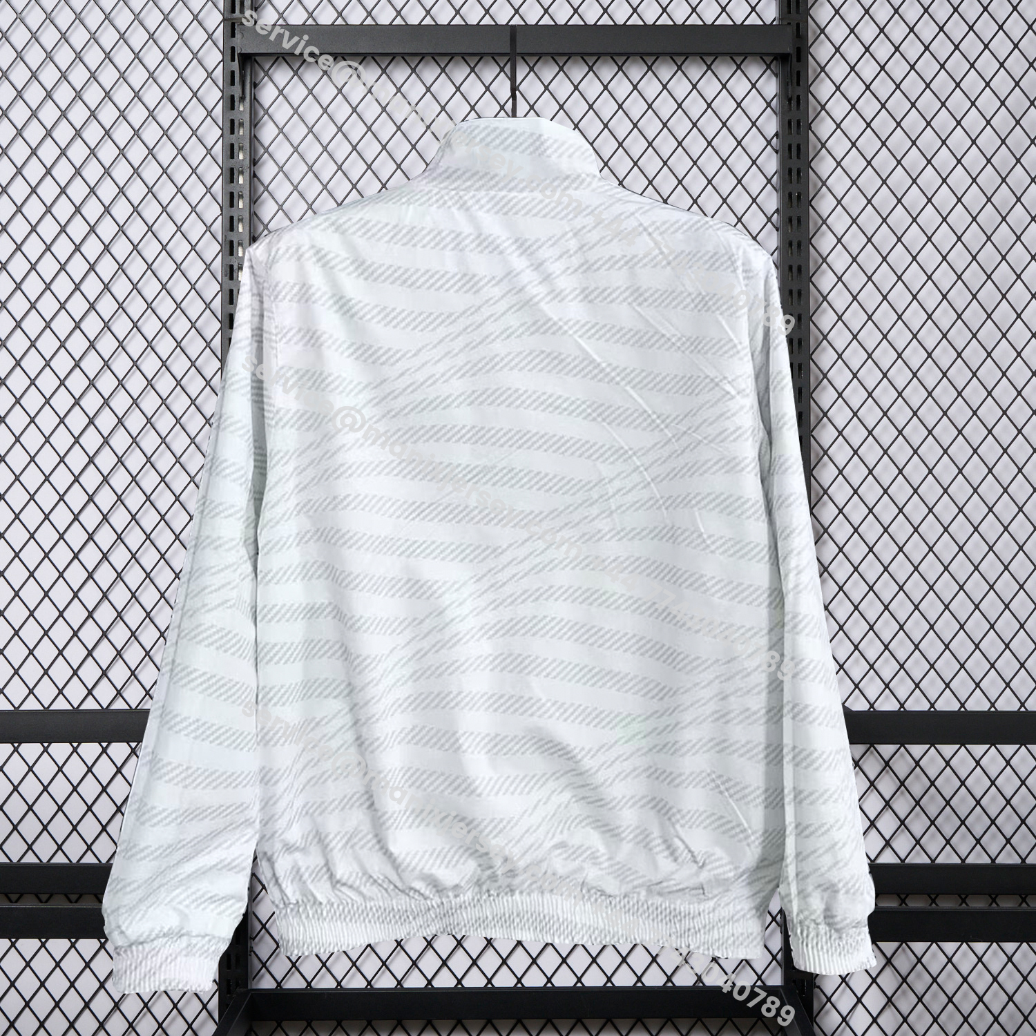 ManixJersey.com | Real Madrid 25-26 Windbreaker Jacket - White And Grey -Customize Name, Number and Patch | Worldwide Shipping