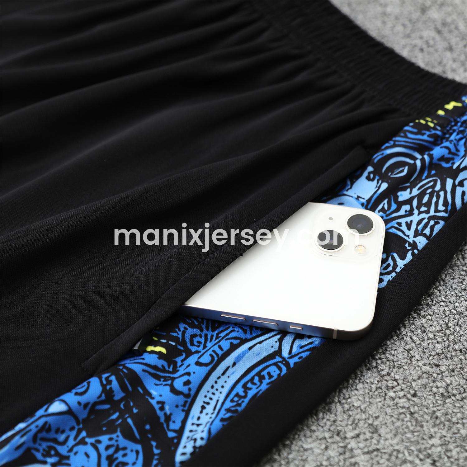 ManixJersey.com | Brazil 25-26 Blue Jesus Statue Short-Sleeve Training Set - Blue Top & Black Shorts -Customize Name, Number and Patch | Worldwide Shipping