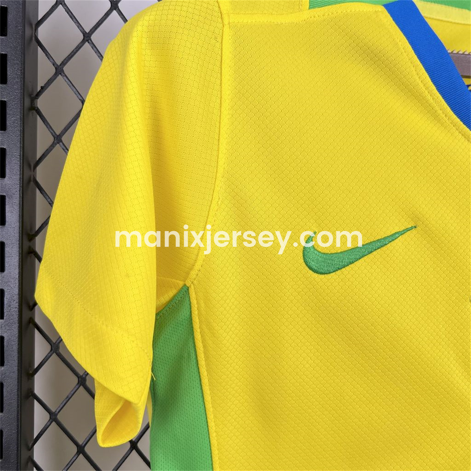 ManixJersey.com | Women's Brazil 2025 Women's Team Home Jersey -Customize Name, Number and Patch | Worldwide Shipping