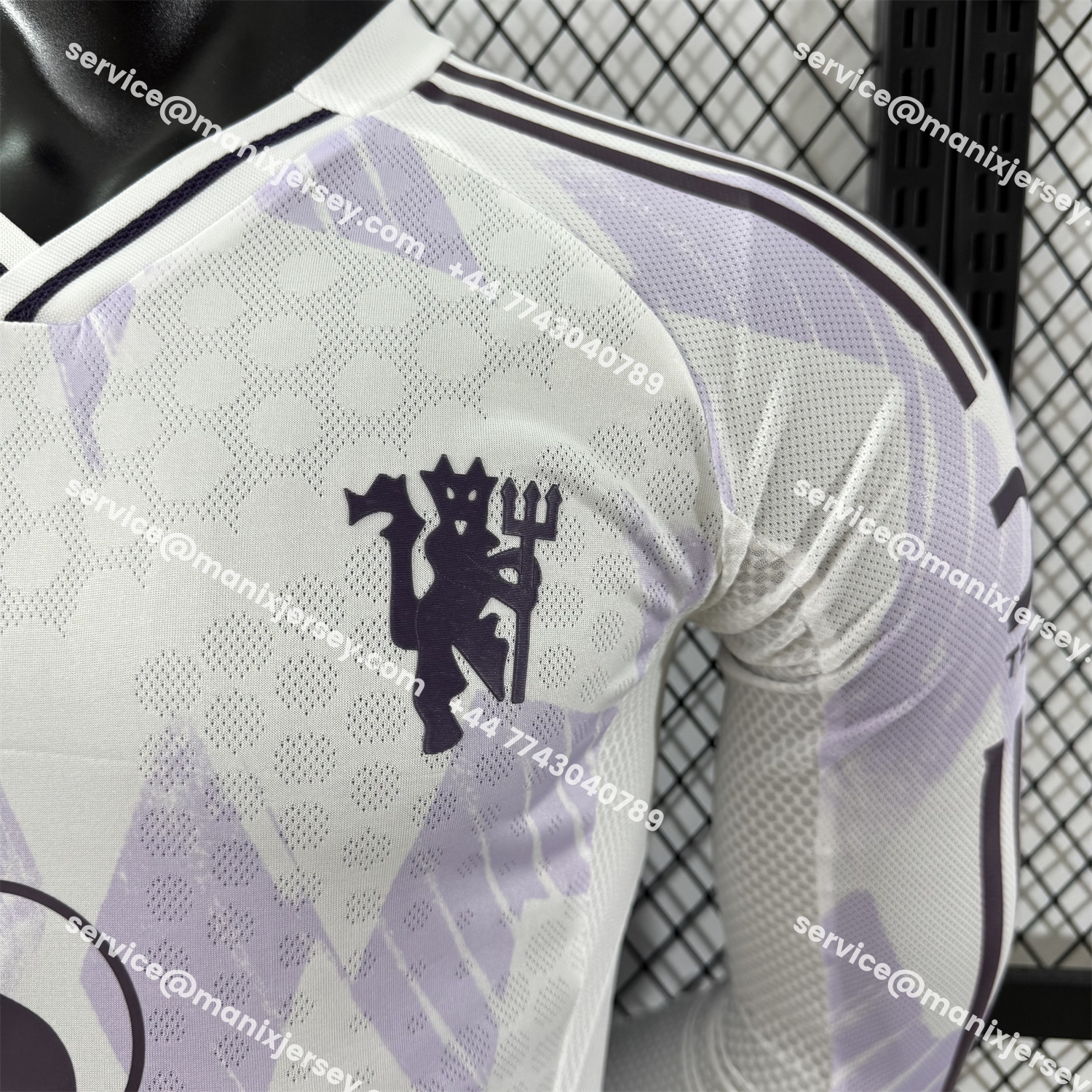 ManixJersey.com | Manchester United 25-26 Away Long Sleeves Jersey - Player Version -Customize Name, Number and Patch | Worldwide Shipping