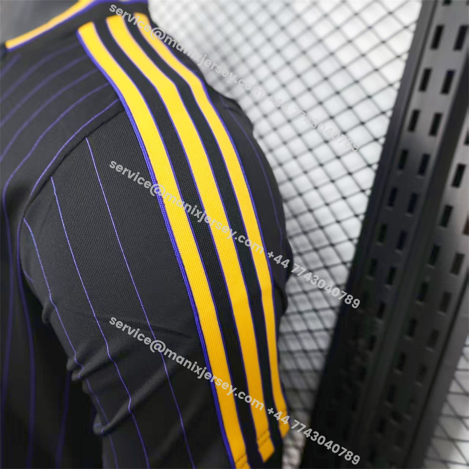 ManixJersey.com | Manchester United 25-26 Trefoil Purple Lines Black Travel Jersey - Player Version -Customize Name, Number and Patch | Worldwide Shipping