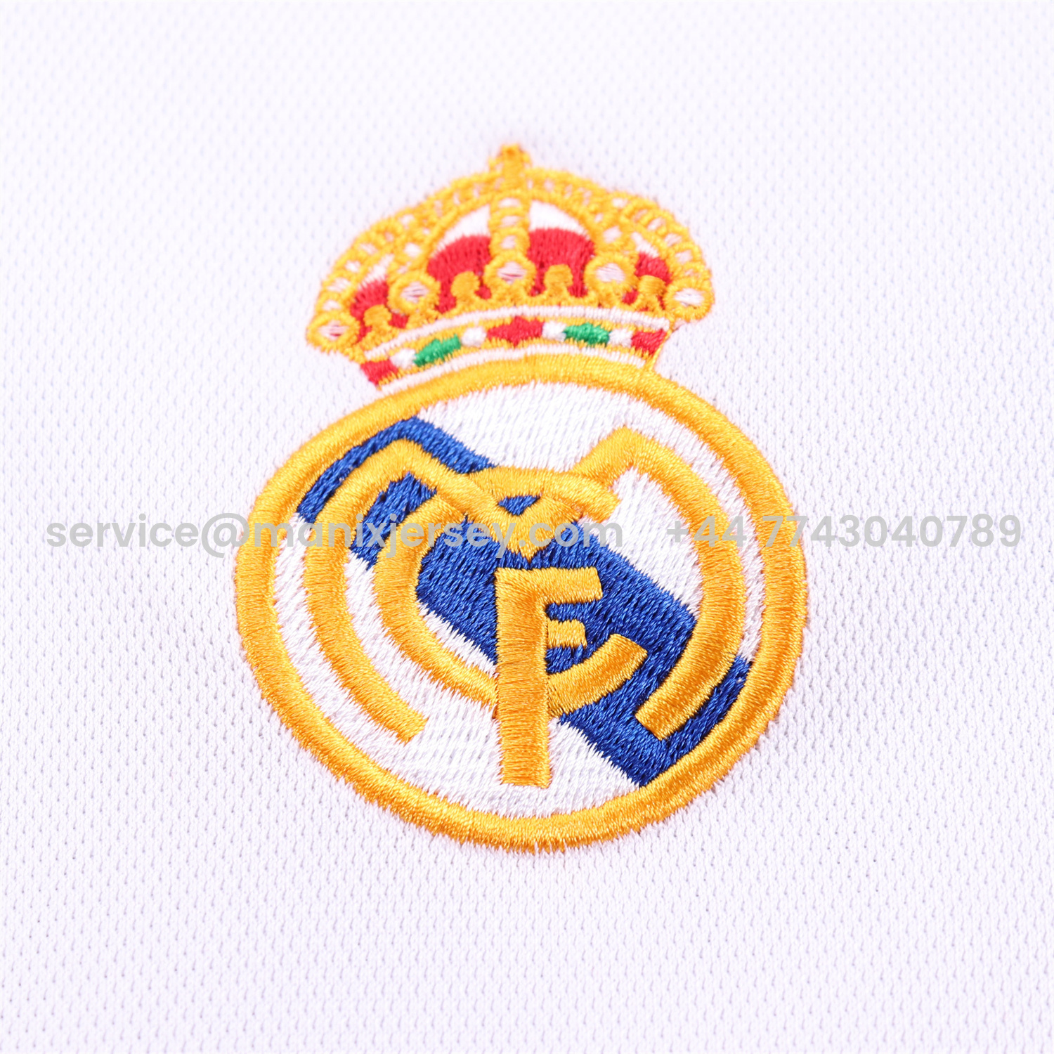 ManixJersey.com | Retro Real Madrid 2000-01 Home Kids Kit -Customize Name, Number and Patch | Worldwide Shipping