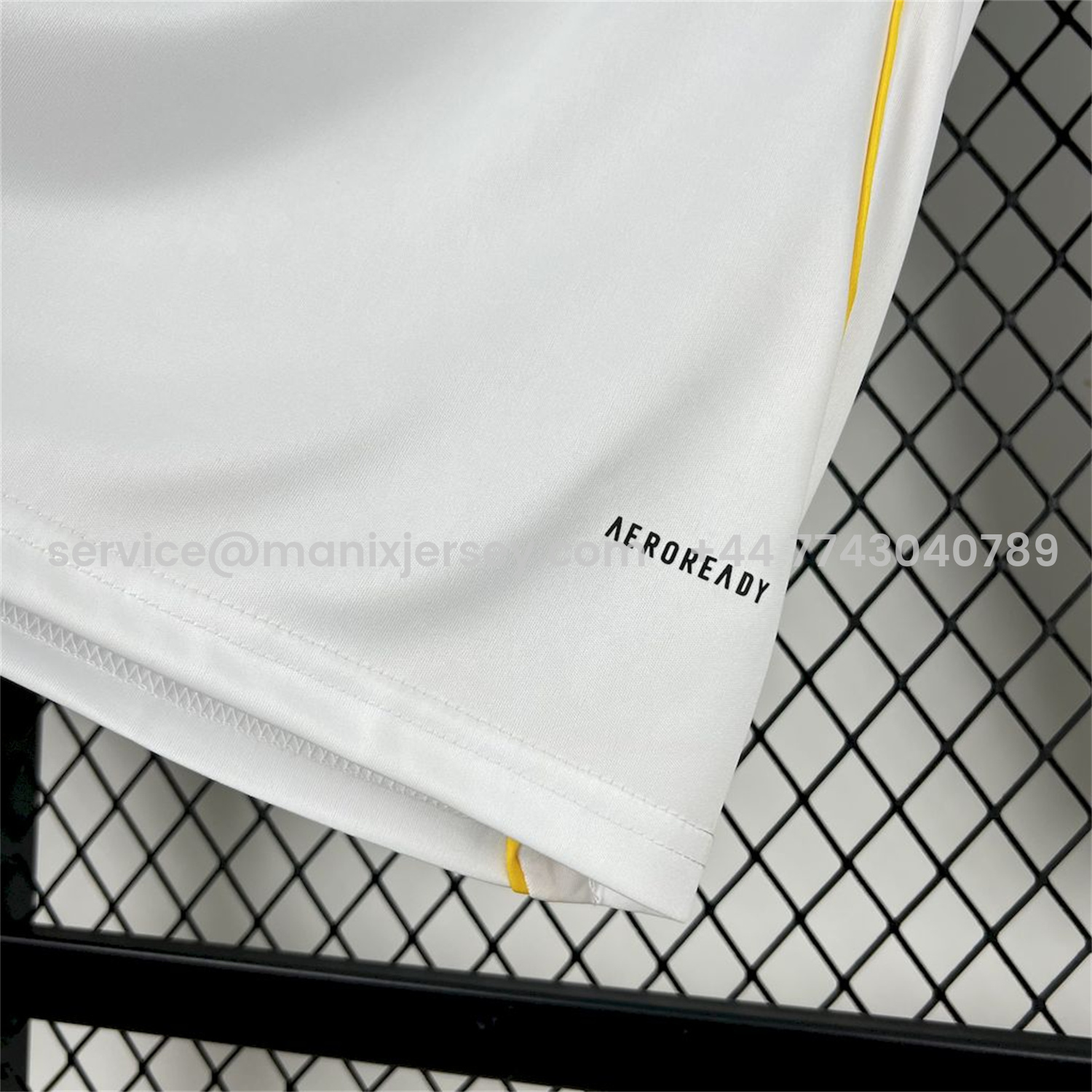 ManixJersey.com | Real Madrid 25-26 Home Long Sleeves Jersey - Fans Version -Customize Name, Number and Patch | Worldwide Shipping