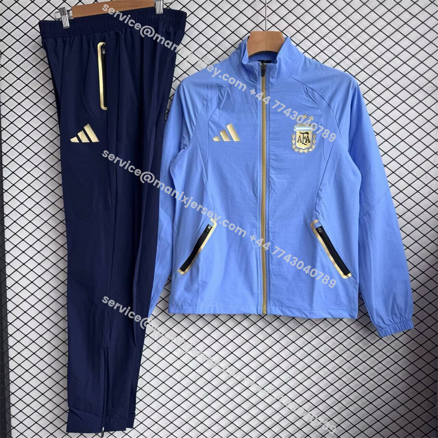ManixJersey.com | Argentina 2026 Windbreaker Training Set - Blue Top and Black Pants -Customize Name, Number and Patch | Worldwide Shipping