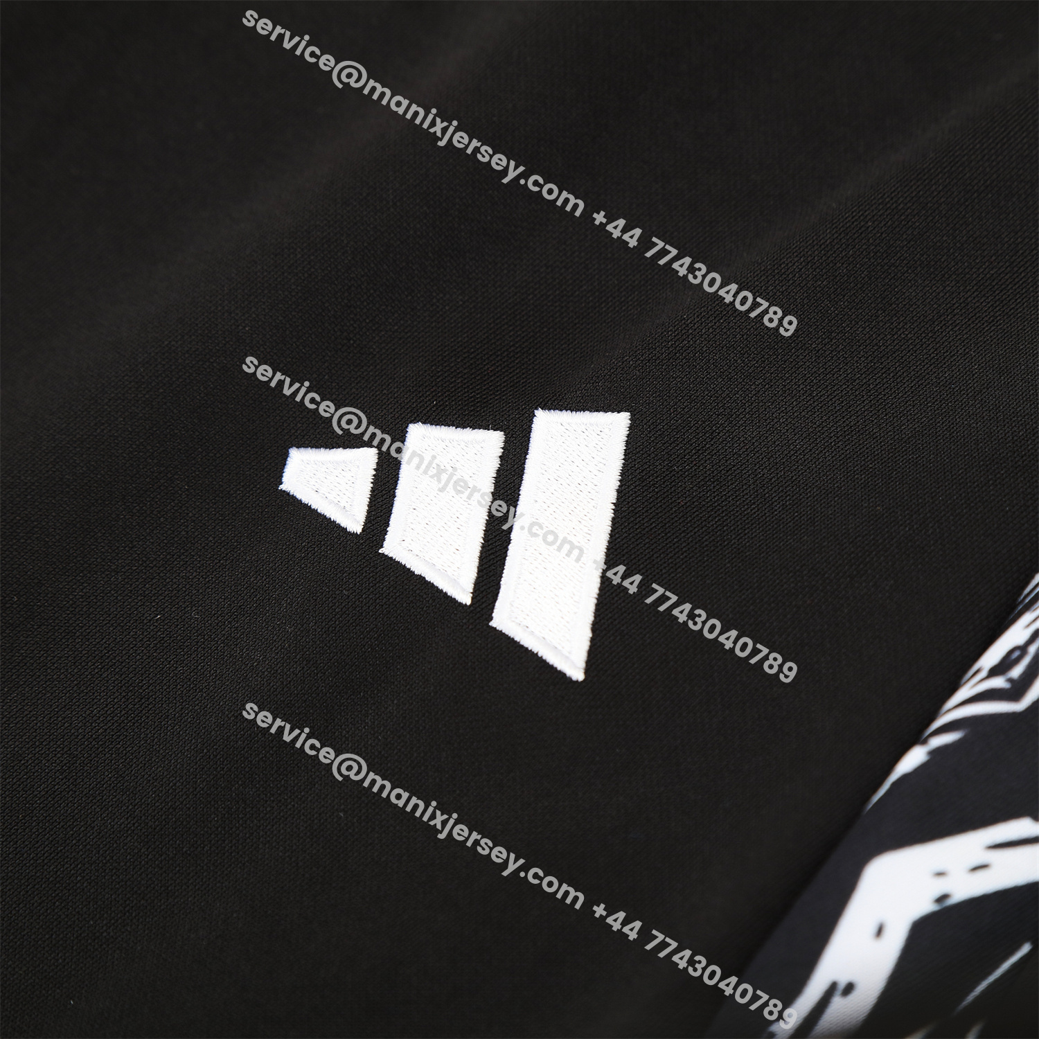 ManixJersey.com | Arsenal 25-26 Training Hoodie Set - Red Green Hoodie and Black Pants -Customize Name, Number and Patch | Worldwide Shipping