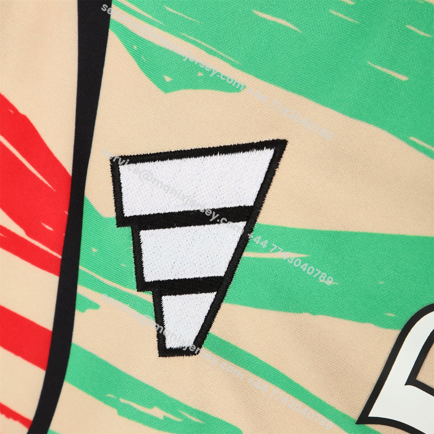 ManixJersey.com | Arsenal 25-26 Training Hoodie Set - Red Green Hoodie and Black Pants -Customize Name, Number and Patch | Worldwide Shipping