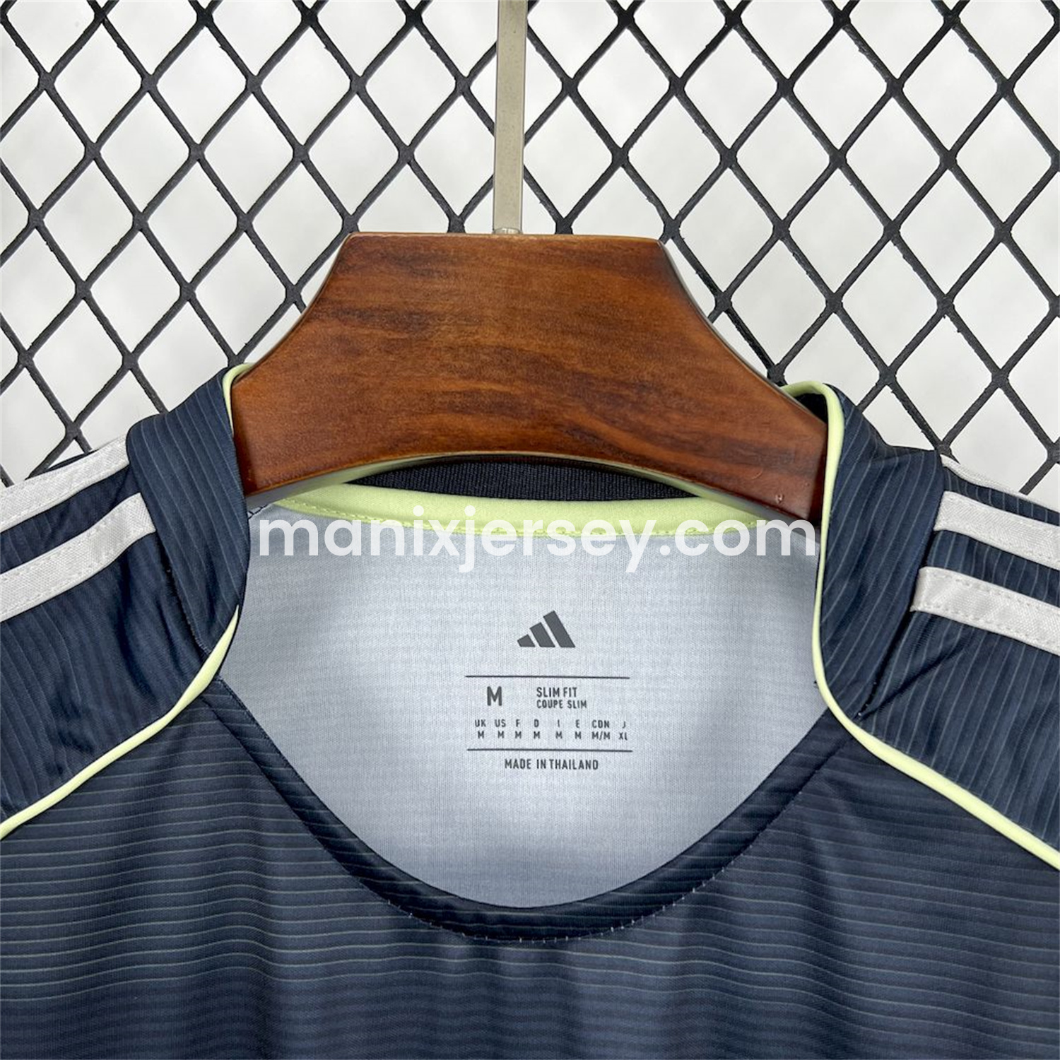 ManixJersey.com | Real Madrid 25-26 Away Long Sleeves Jersey - Fans Version -Customize Name, Number and Patch | Worldwide Shipping