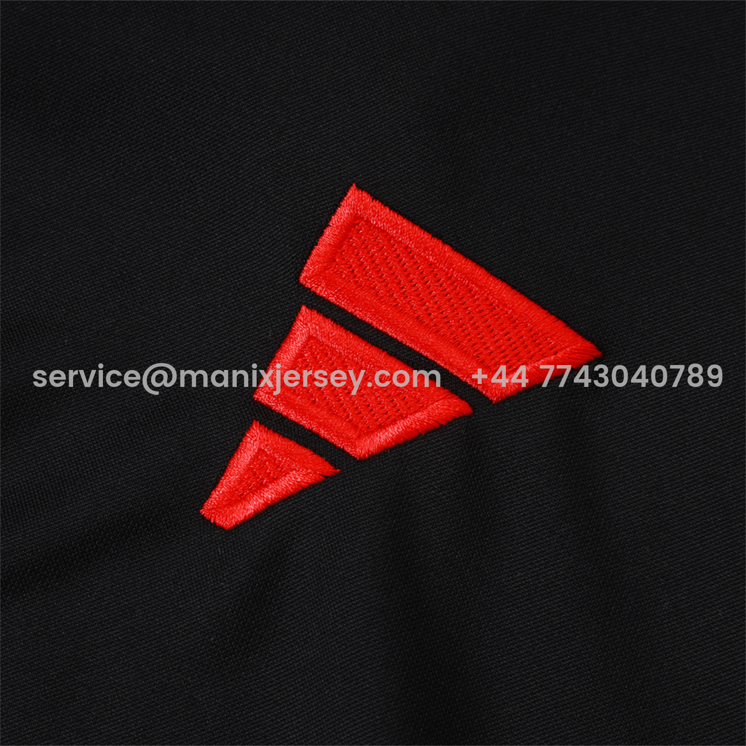 ManixJersey.com | Bayern Munich 25-26 Long Sleeves Training Set - Black Top & Pants with Orange Badge -Customize Name, Number and Patch | Worldwide Shipping