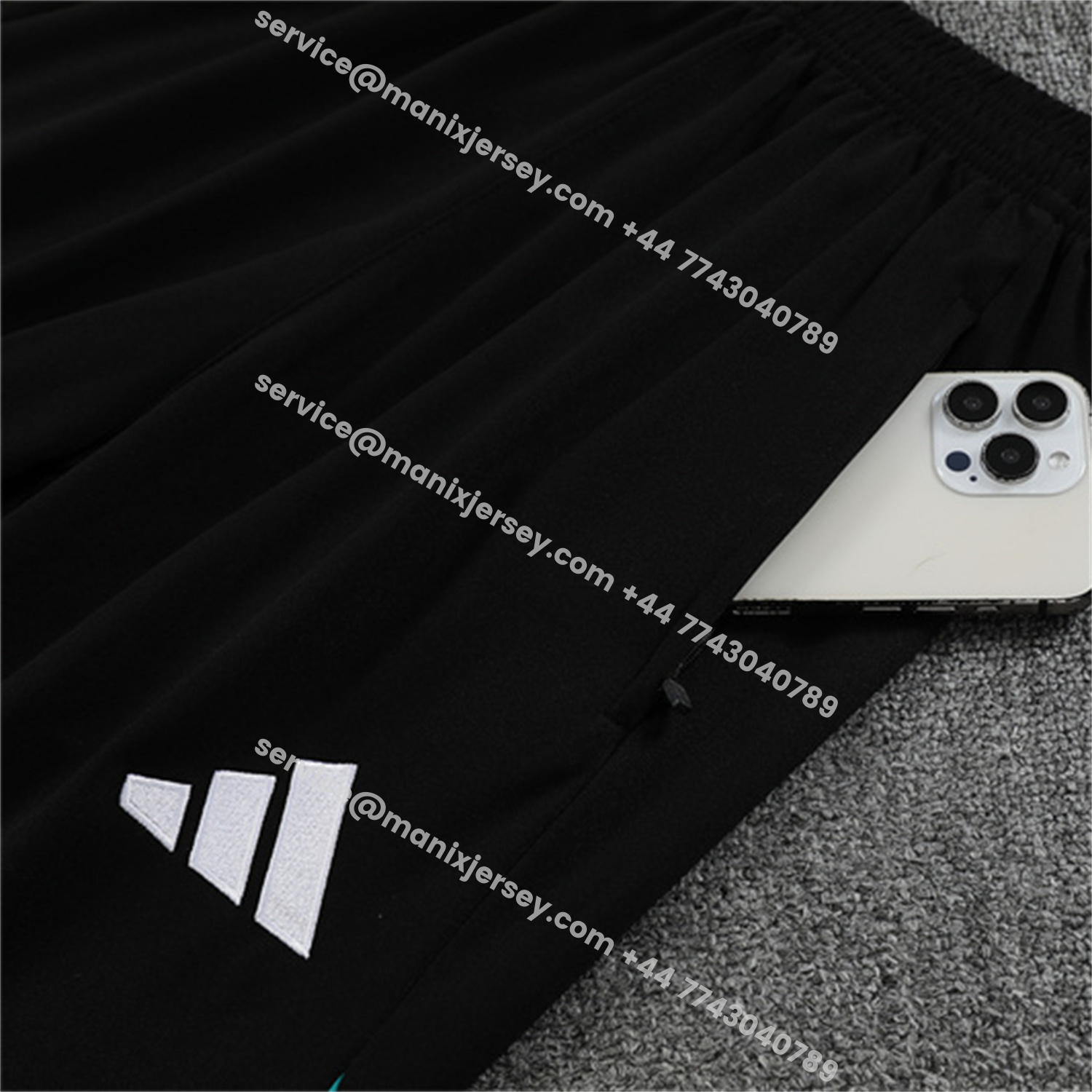 ManixJersey.com | Liver.pool 25-26 Long Sleeve Training Set - Player Version - Green Top and Black Pants -Customize Name, Number and Patch | Worldwide Shipping
