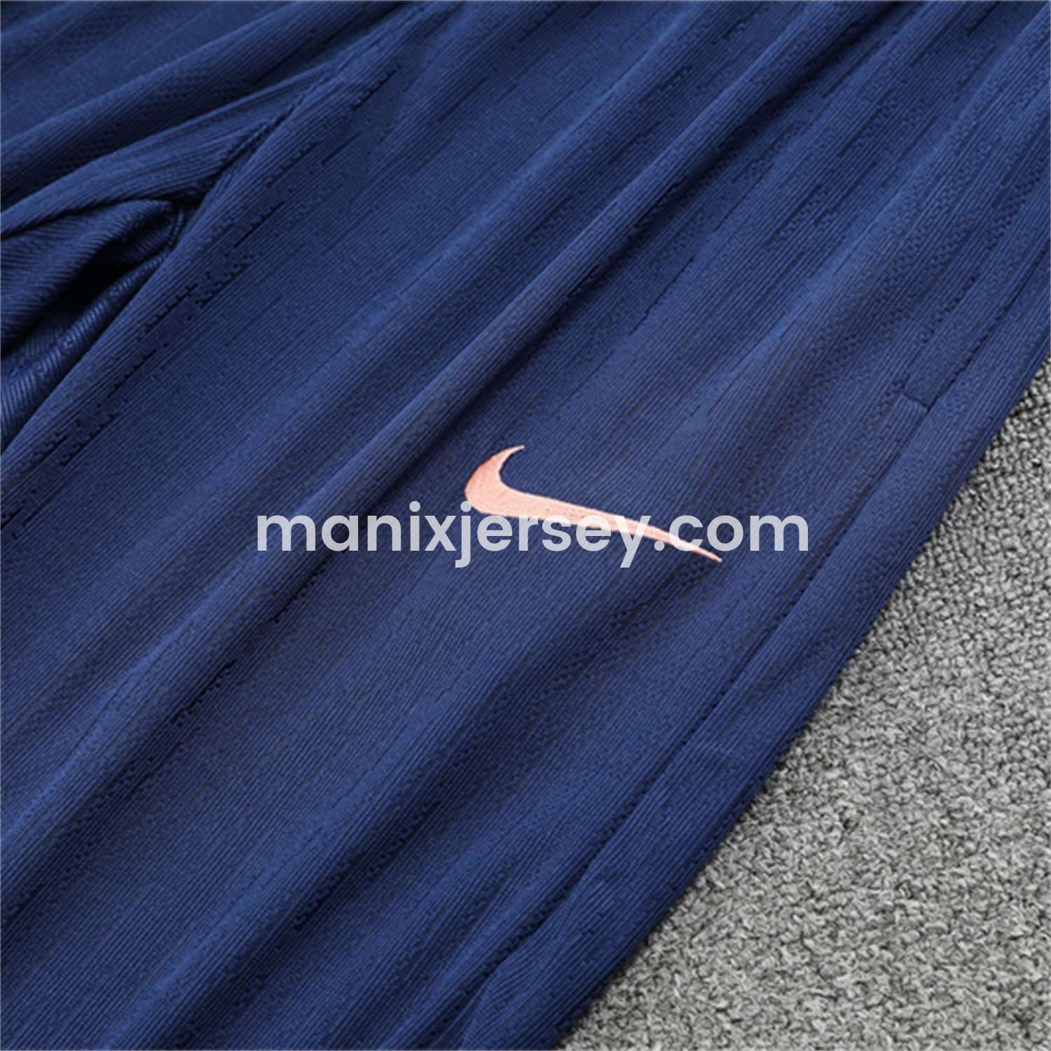 ManixJersey.com | Barcelona 25-26 Long Sleeve Training Set - Player Version - Light Yellow Top and Blue Pants -Customize Name, Number and Patch | Worldwide Shipping