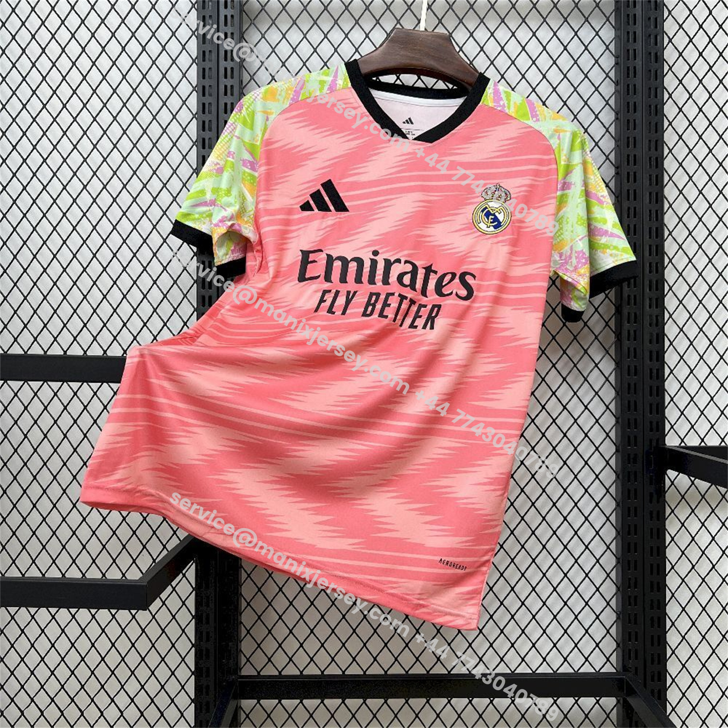 ManixJersey.com | Real Madrid 25-26 Pink And Green Pre-Match Training Jersey - Fans Version -Customize Name, Number and Patch | Worldwide Shipping