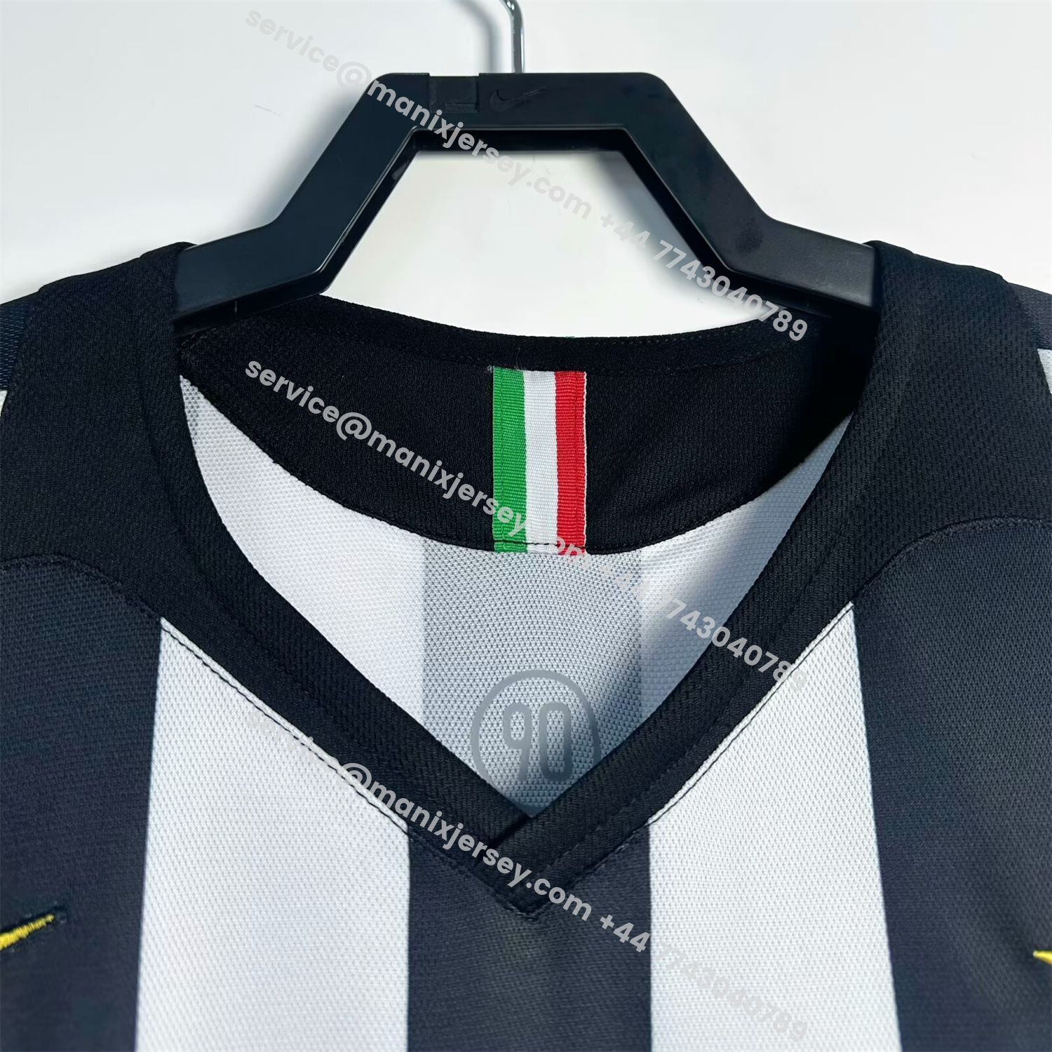 ManixJersey.com | Retro Juventus 2005-06 Home Jersey -Customize Name, Number and Patch | Worldwide Shipping