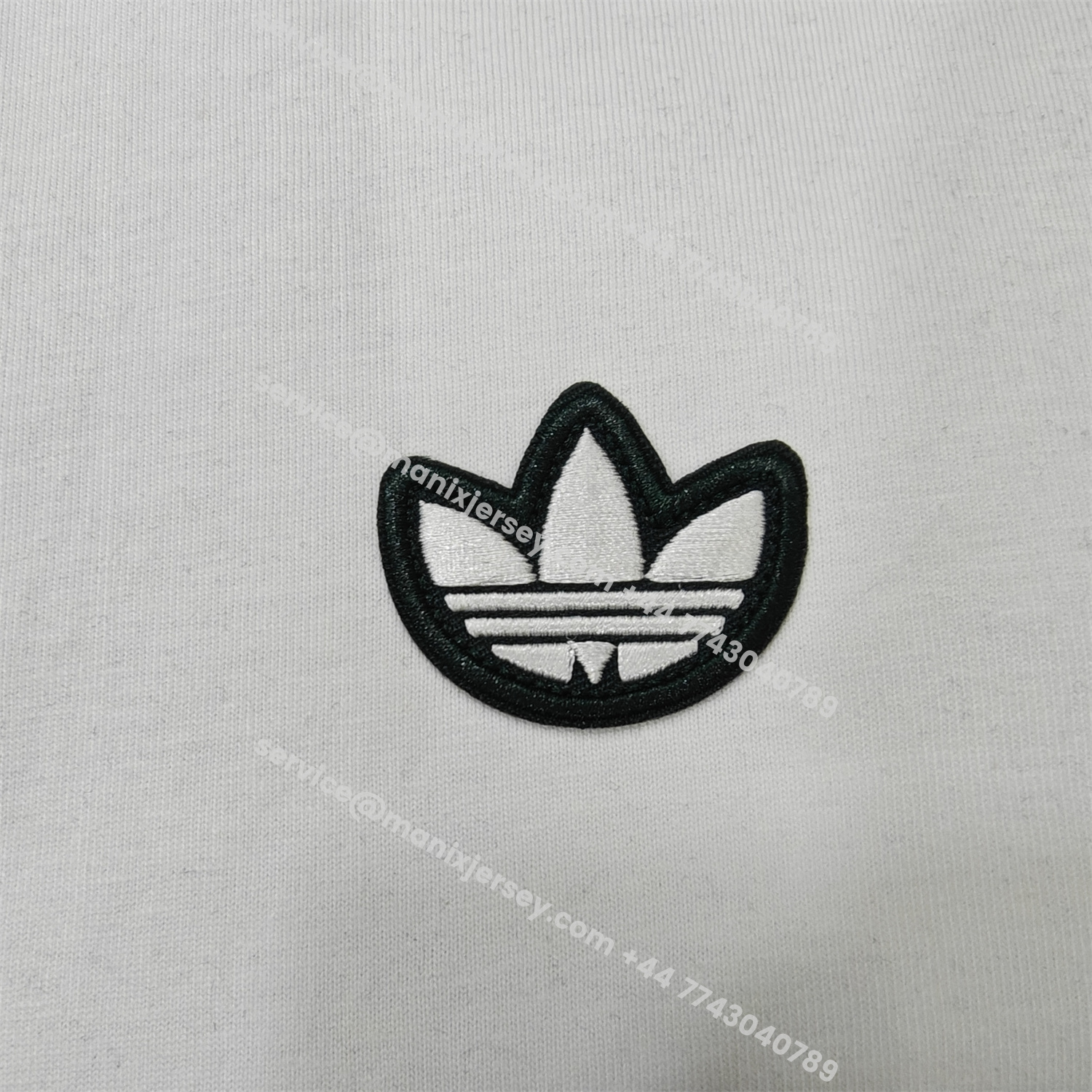 ManixJersey.com | Juventus 25-26 Originals Terrace Icon Unisex Pullover Hoodie -Customize Name, Number and Patch | Worldwide Shipping