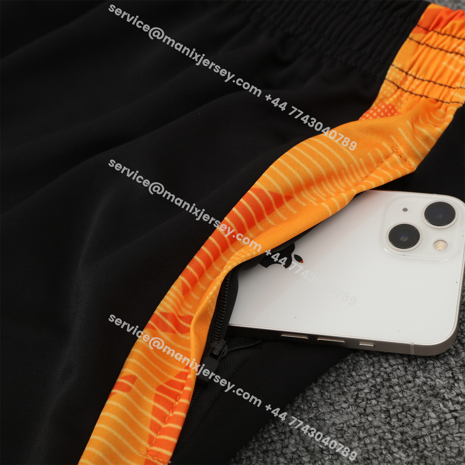ManixJersey.com | Atletico Mineiro 25-26 Long Sleeve Training Set - Yellow Top & Black Pants -Customize Name, Number and Patch | Worldwide Shipping