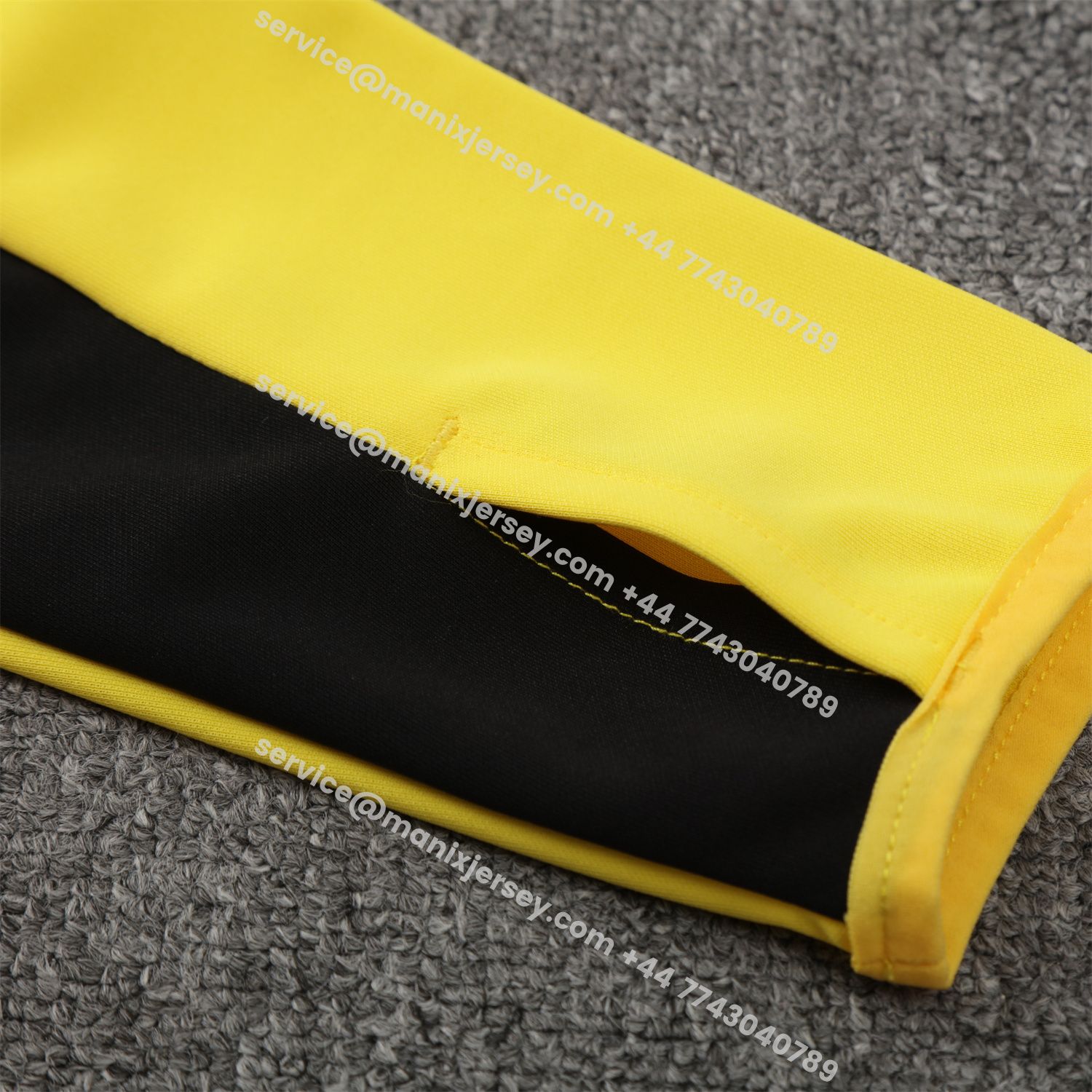 ManixJersey.com | Atletico Mineiro 25-26 Long Sleeve Training Set - Yellow Top & Black Pants -Customize Name, Number and Patch | Worldwide Shipping