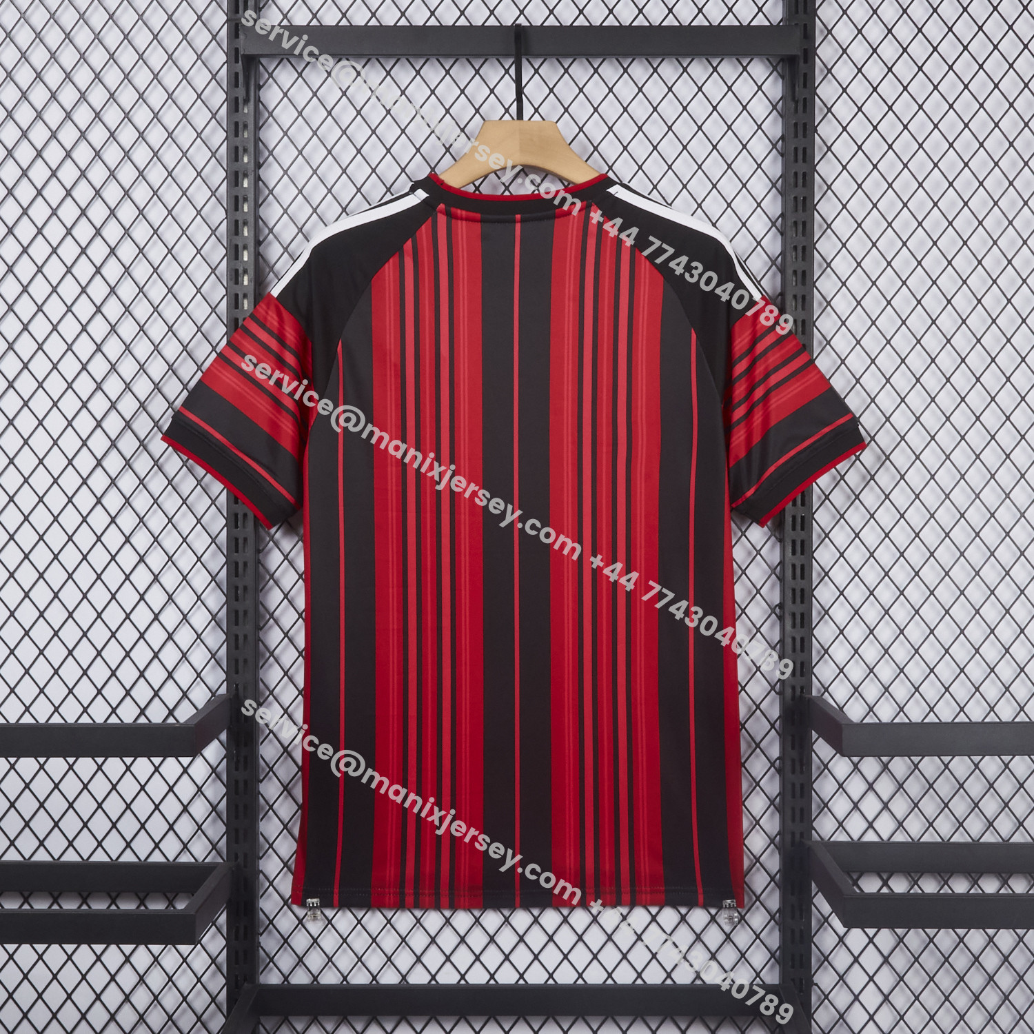 Frankfurt 26-27 Home Jersey - Fans Version:football jersey mysite: unitedjerseyfootball 邓江浪:football