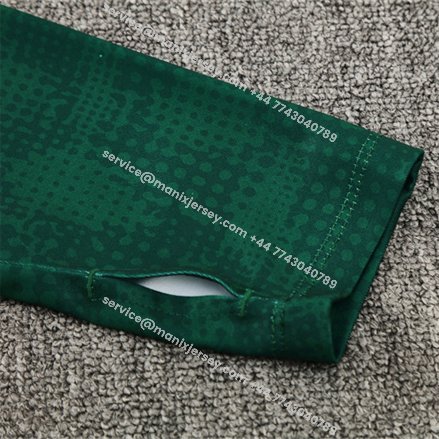 ManixJersey.com | AC Milan 25-26 Long Sleeve Training Set - Army Green Top & Black Pants -Customize Name, Number and Patch | Worldwide Shipping