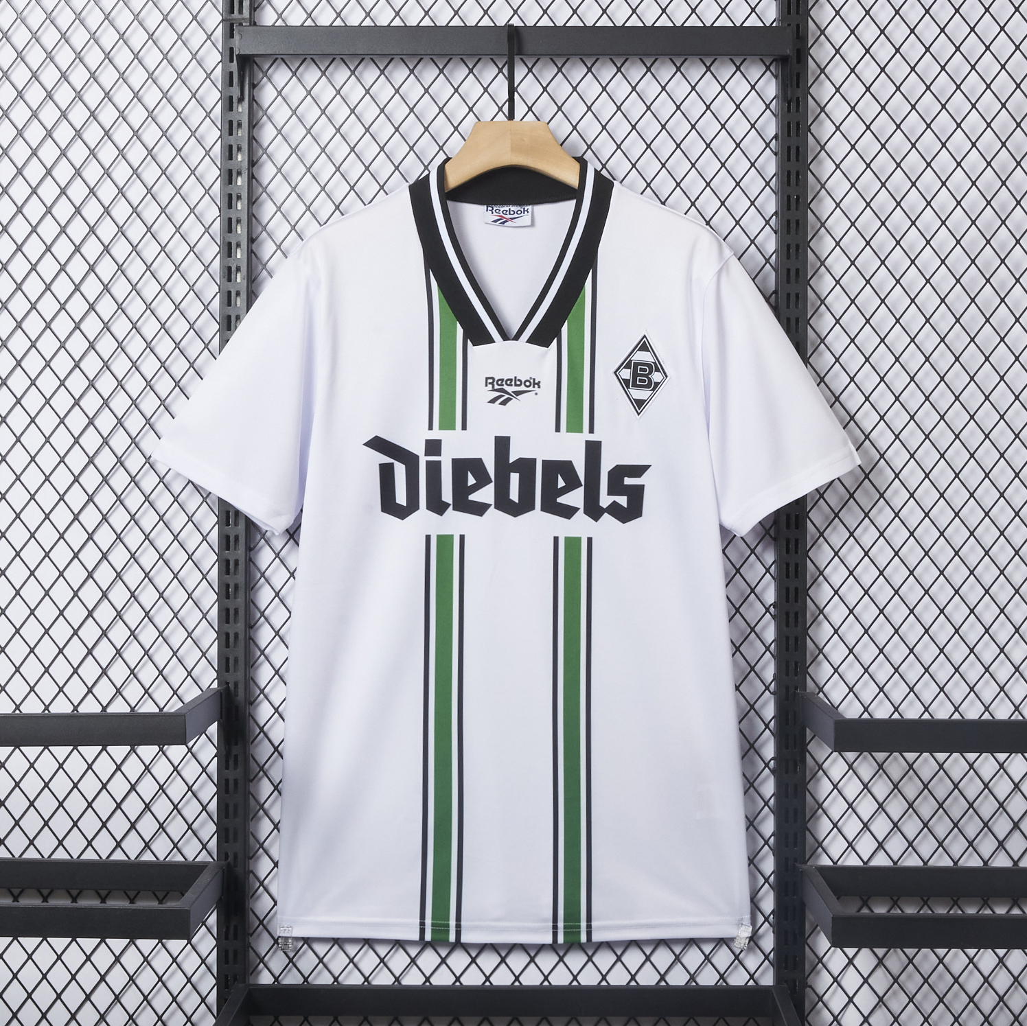 ManixJersey.com | Retro Borussia Mönchengladbach 1996-97 Jersey -Customize Name, Number and Patch | Worldwide Shipping