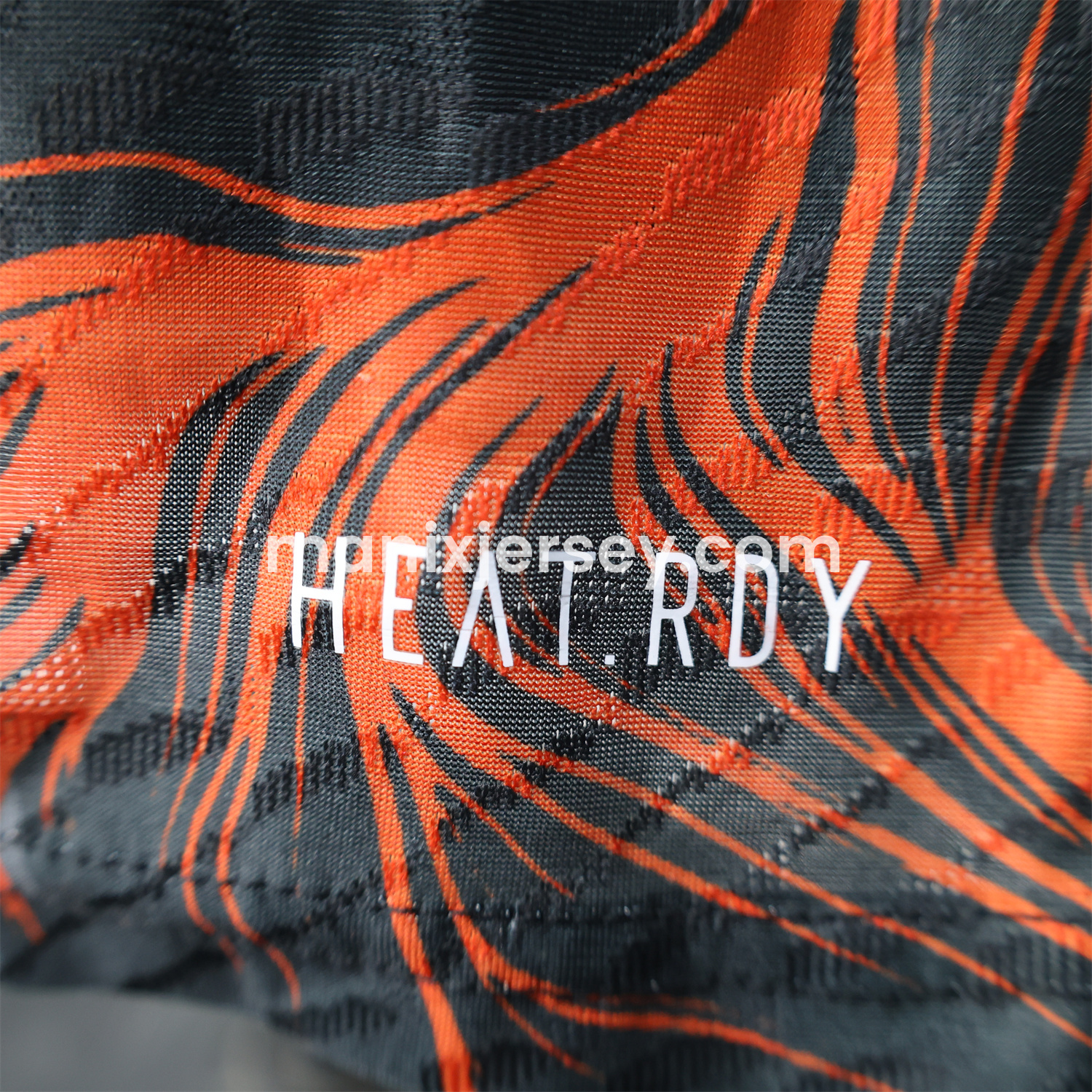 ManixJersey.com | Real Madrid 25-26 Grey Chinese Loong and Red Fire Black Jersey - Player Version -Customize Name, Number and Patch | Worldwide Shipping