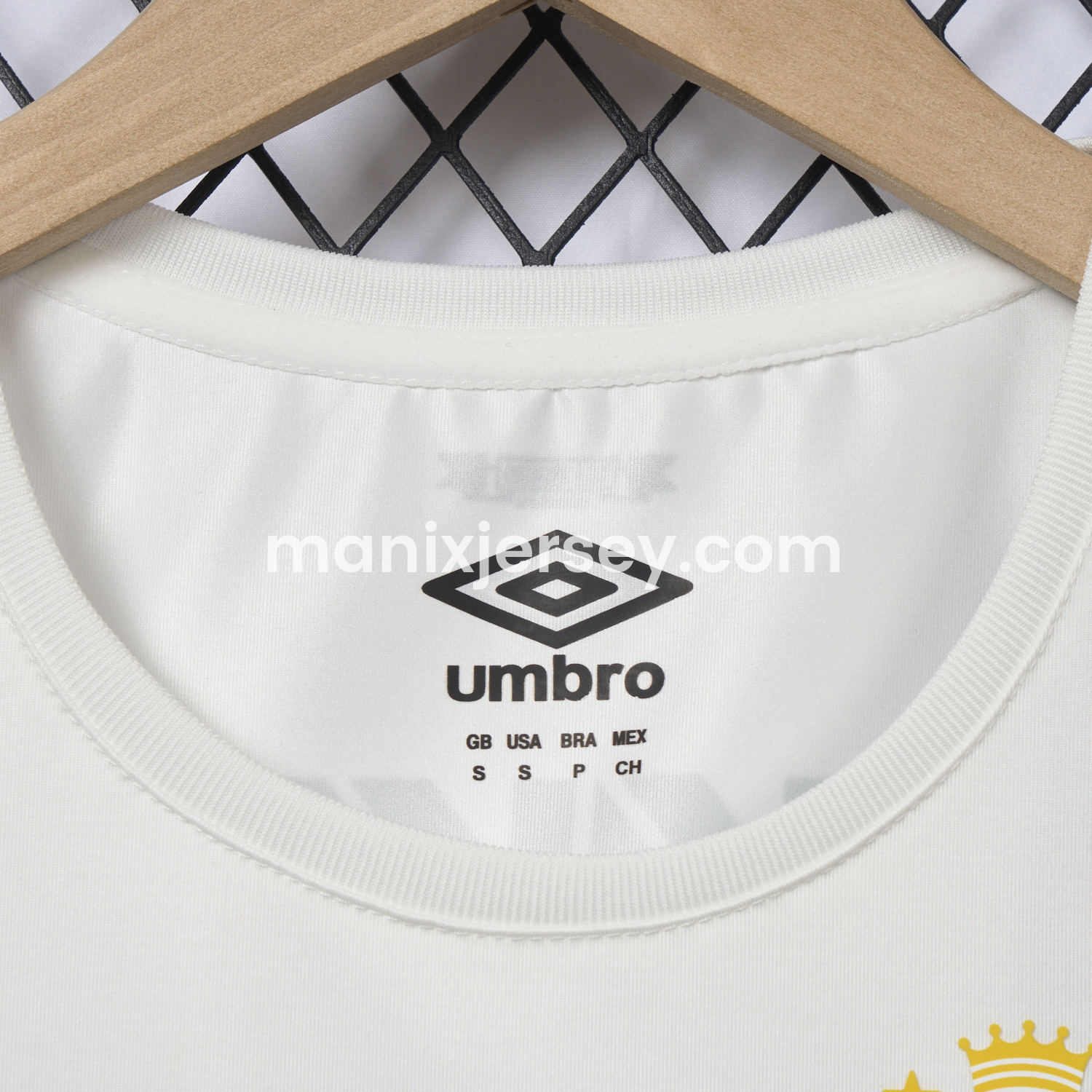 ManixJersey.com | Women's Santos 25-26 Home Yoga Vest -Customize Name, Number and Patch | Worldwide Shipping