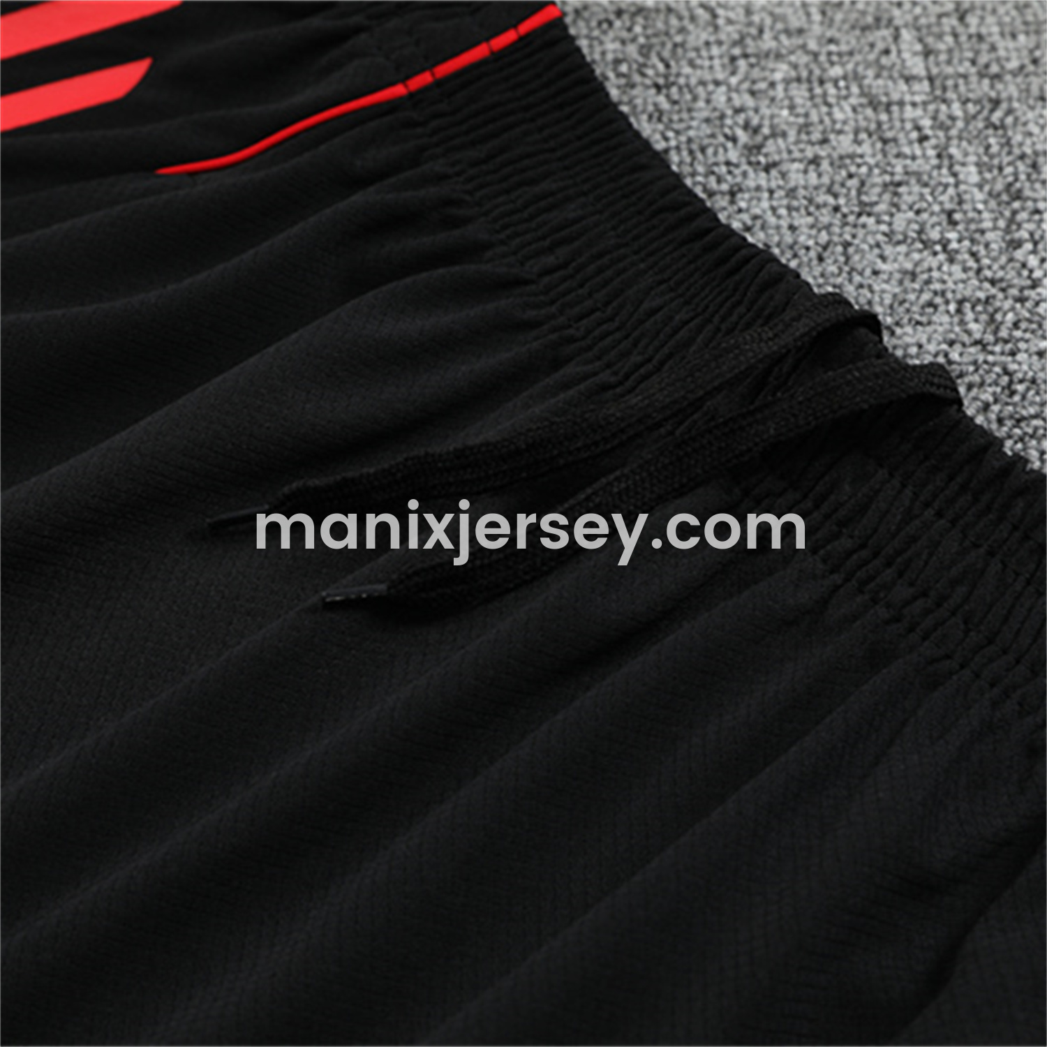 ManixJersey.com | Manchester United 25-26 Short-Sleeve Training Set - Red Top & Black Shorts -Customize Name, Number and Patch | Worldwide Shipping