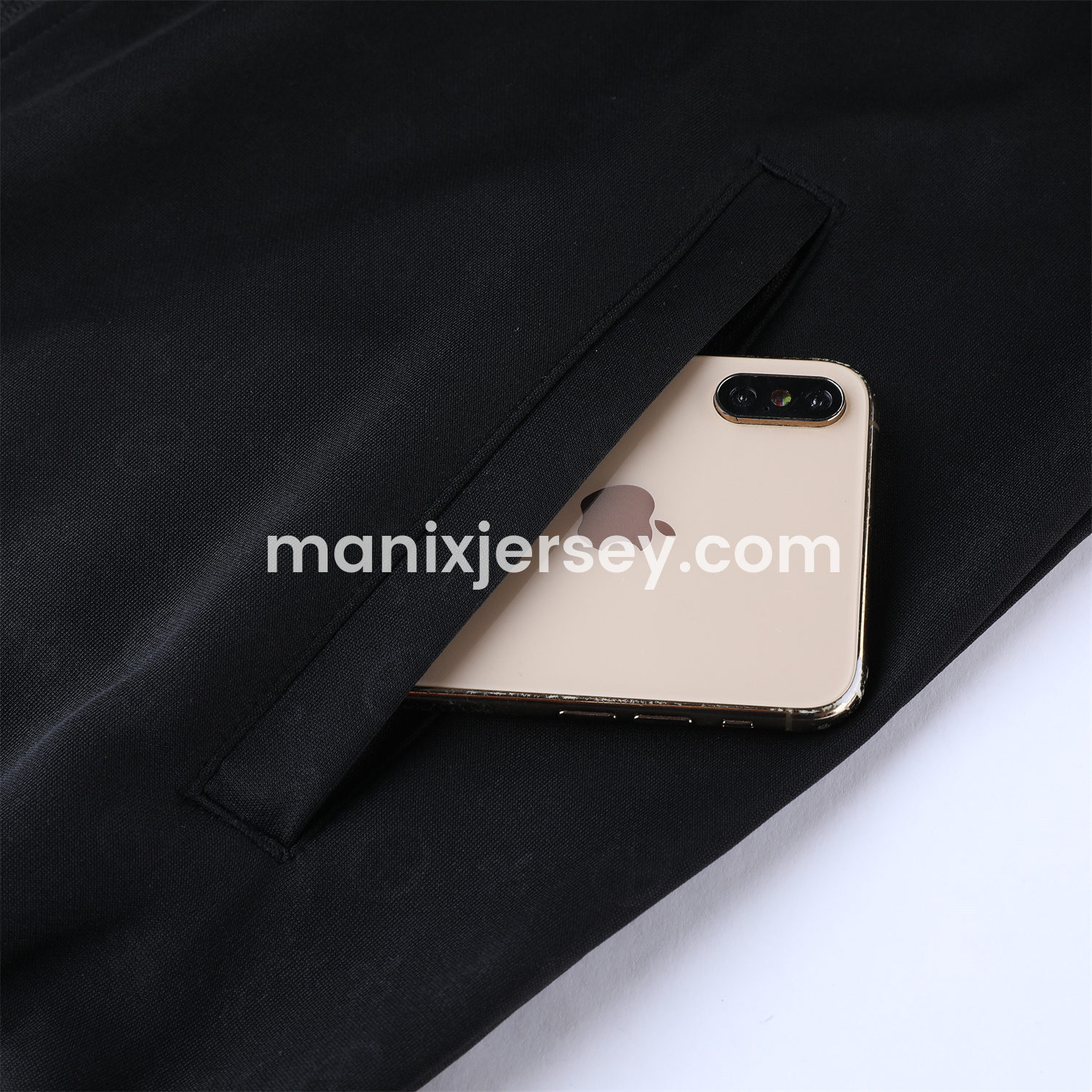 ManixJersey.com | Liver.pool 24-25 Jacket Training Tracksuit - Black -Customize Name, Number and Patch | Worldwide Shipping