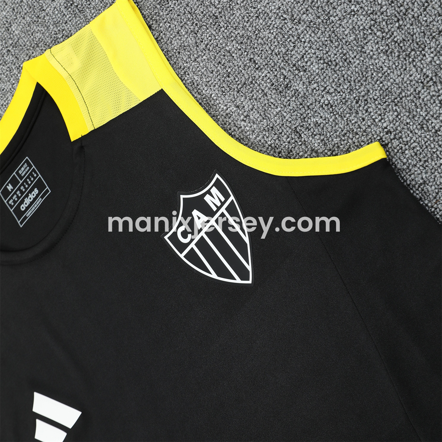 ManixJersey.com | Atletico Mineiro 25-26 Vest Training Set - Black Vest With Black Shorts -Customize Name, Number and Patch | Worldwide Shipping