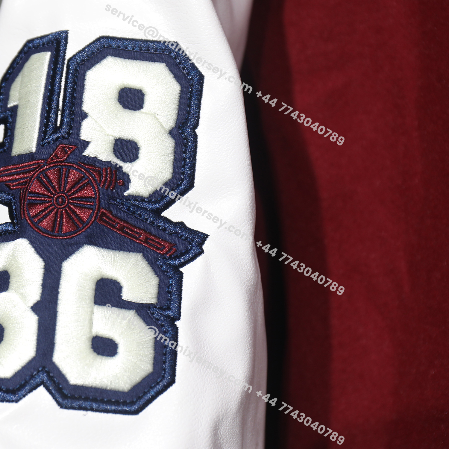 ManixJersey.com | Arsenal 25-26 Warm Windbreaker Jacket - Wine Red And White -Customize Name, Number and Patch | Worldwide Shipping