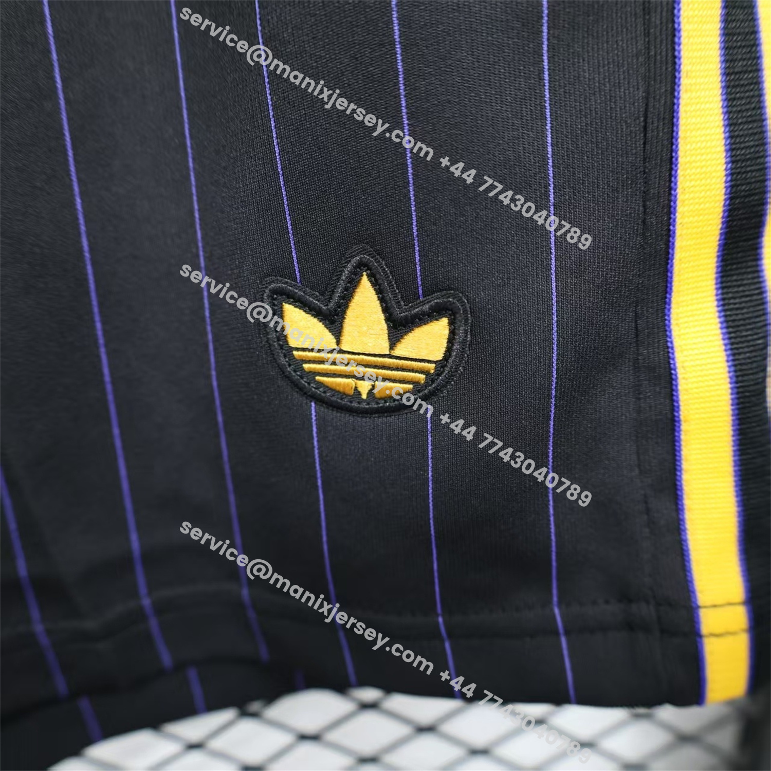 ManixJersey.com | Manchester United 25-26 Trefoil Black Travel Shorts - Player Version -Customize Name, Number and Patch | Worldwide Shipping