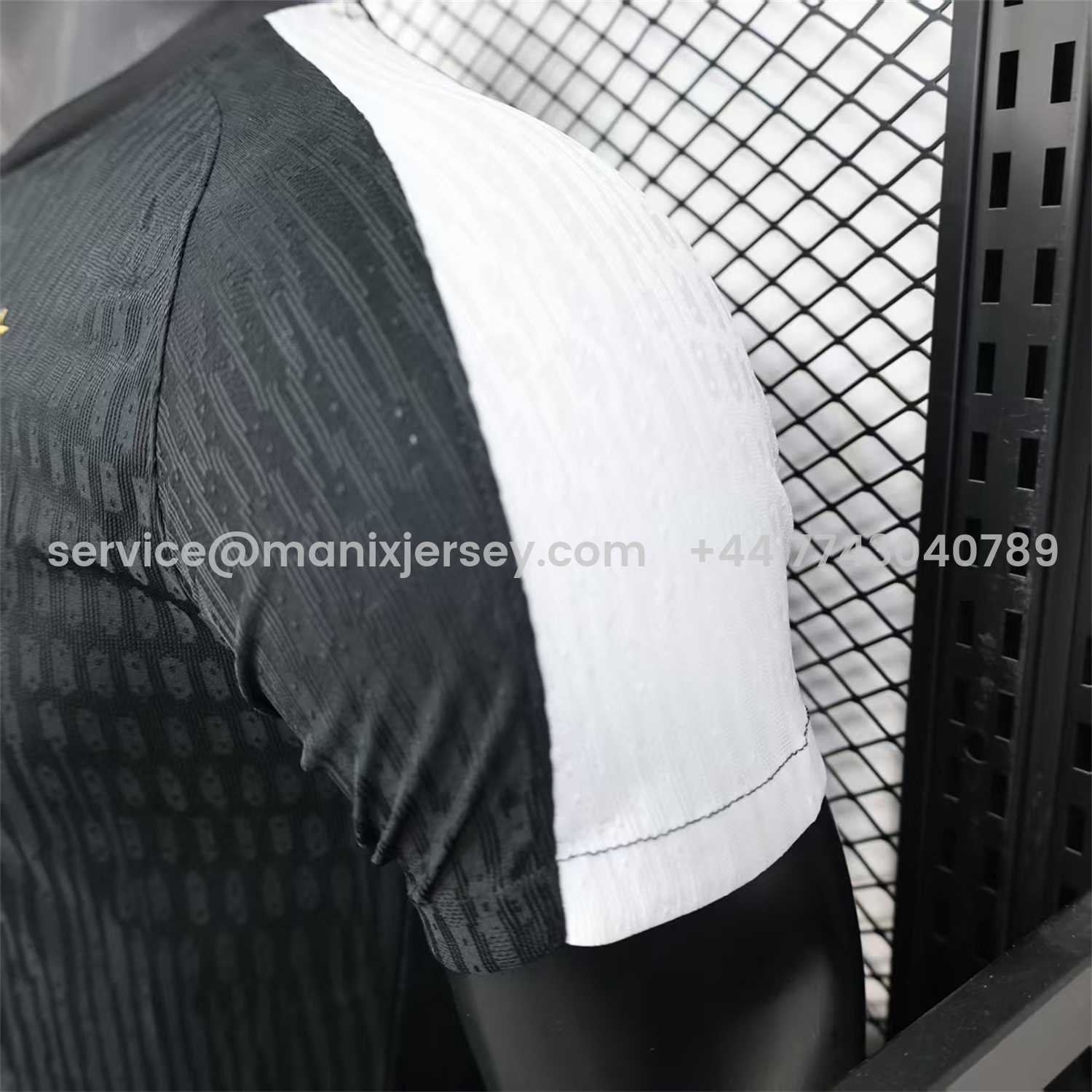 ManixJersey.com | Paris Saint-Germain PSG 25-26 Black XO Special Jersey - Player Version -Customize Name, Number and Patch | Worldwide Shipping