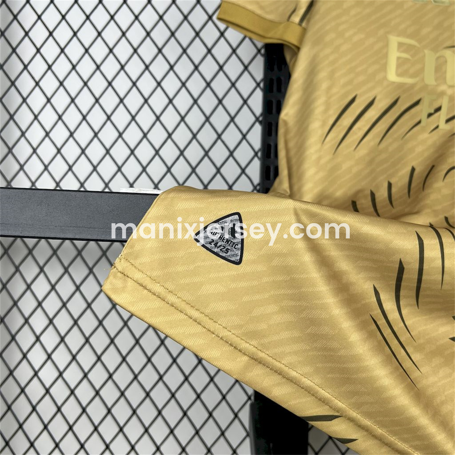 ManixJersey.com | Real Madrid 25-26 Gold Swirl Training Jersey - Fans Version -Customize Name, Number and Patch | Worldwide Shipping