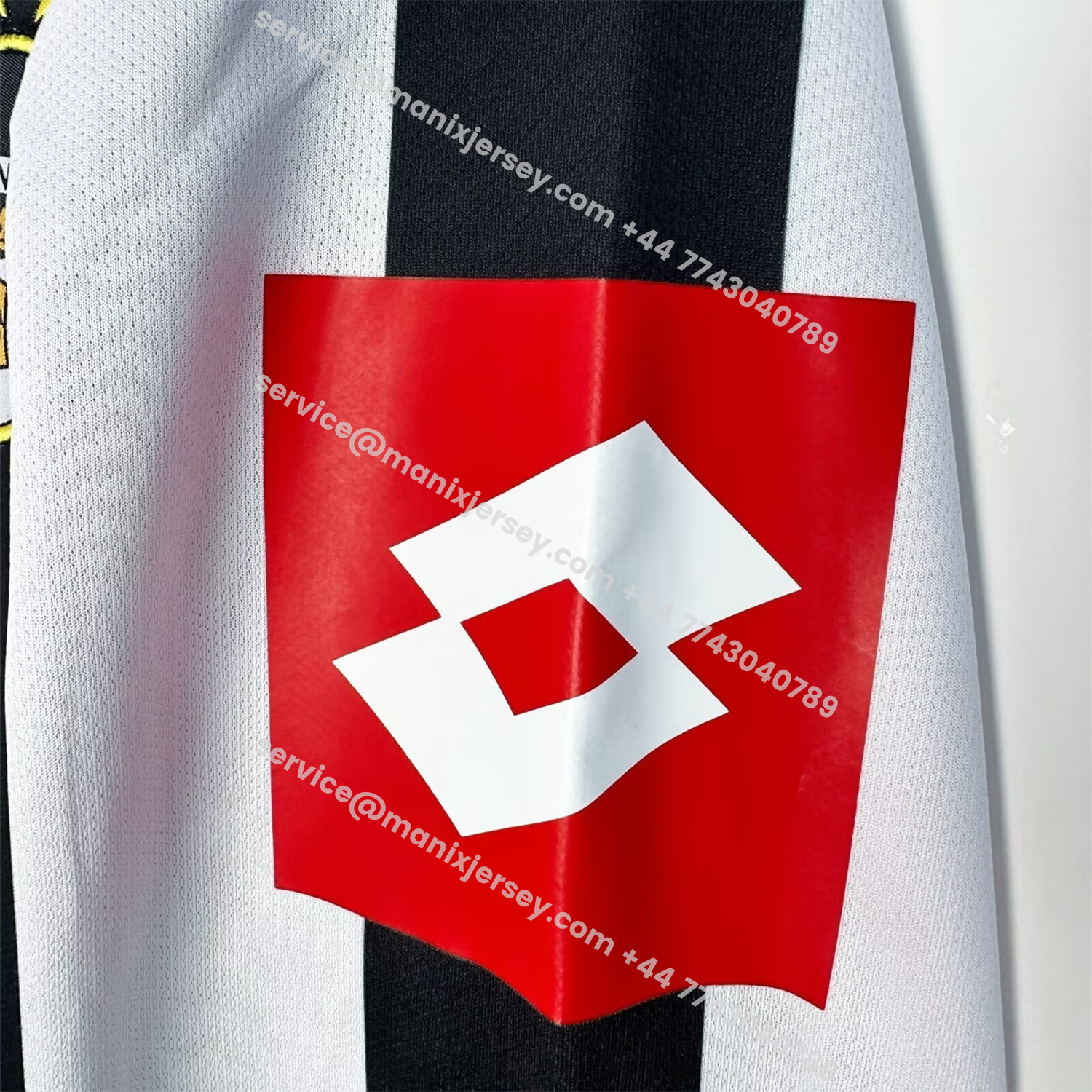 ManixJersey.com | Retro Juventus 2002-03 European Home Long Sleeves Jersey -Customize Name, Number and Patch | Worldwide Shipping