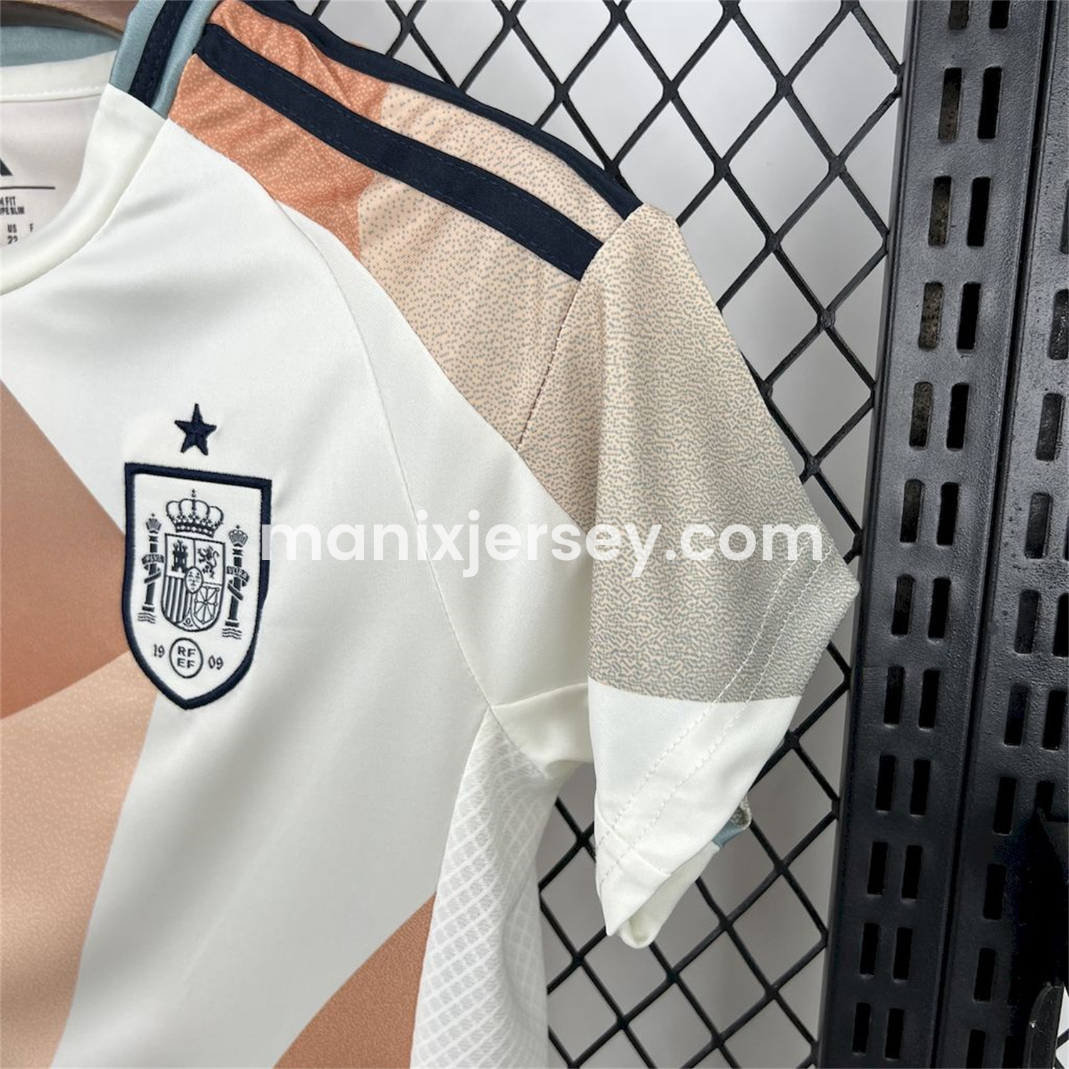 ManixJersey.com | Spain 2025 Women's Team Away Kids Kit -Customize Name, Number and Patch | Worldwide Shipping