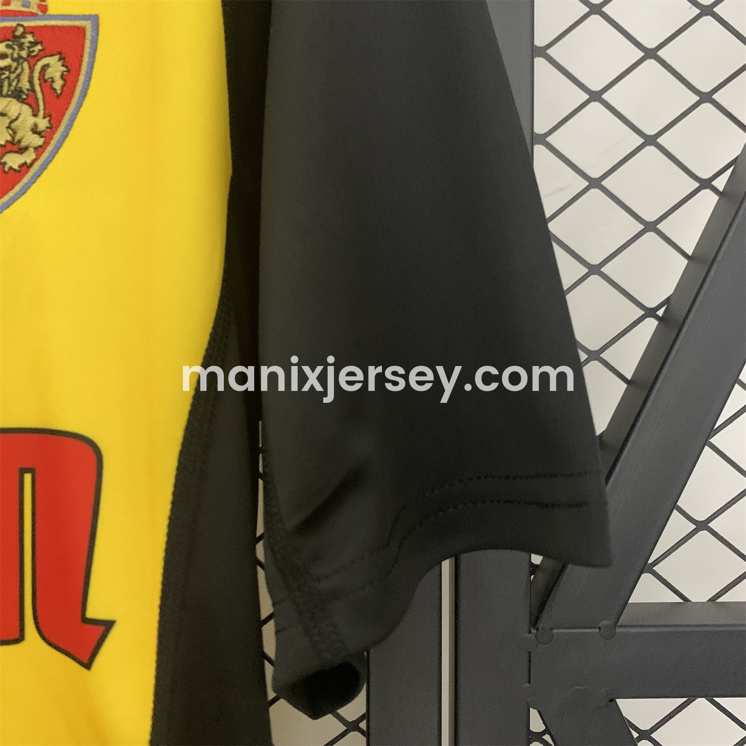 ManixJersey.com | Retro Real Zaragoza 2001-02 Away Jersey -Customize Name, Number and Patch | Worldwide Shipping