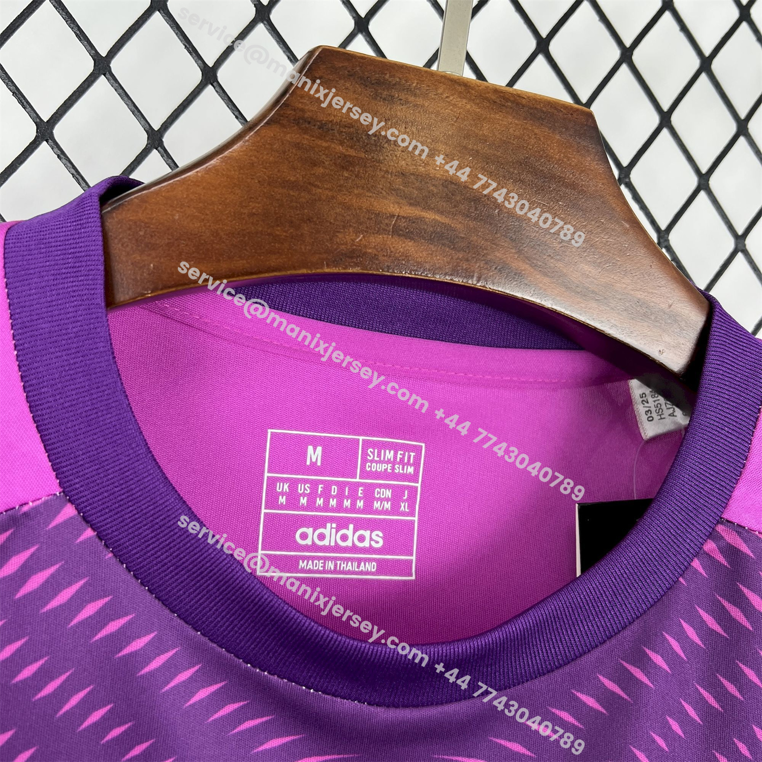 ManixJersey.com | Bayern Munich 25-26 Purple Goalkeeper Jersey - Fans Version -Customize Name, Number and Patch | Worldwide Shipping